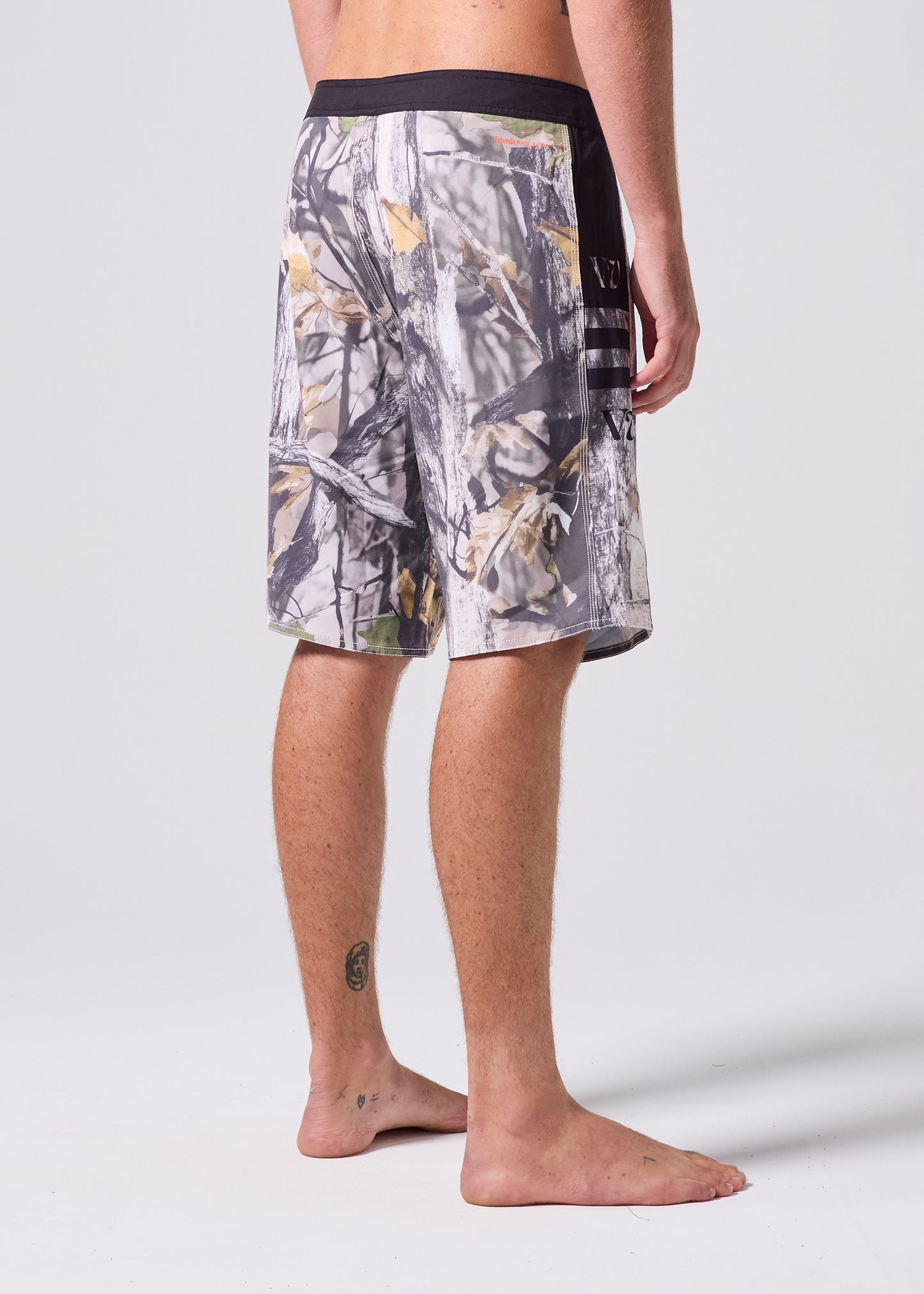 DISCLOSURE 20" TRUNK : TRAIL CAMO