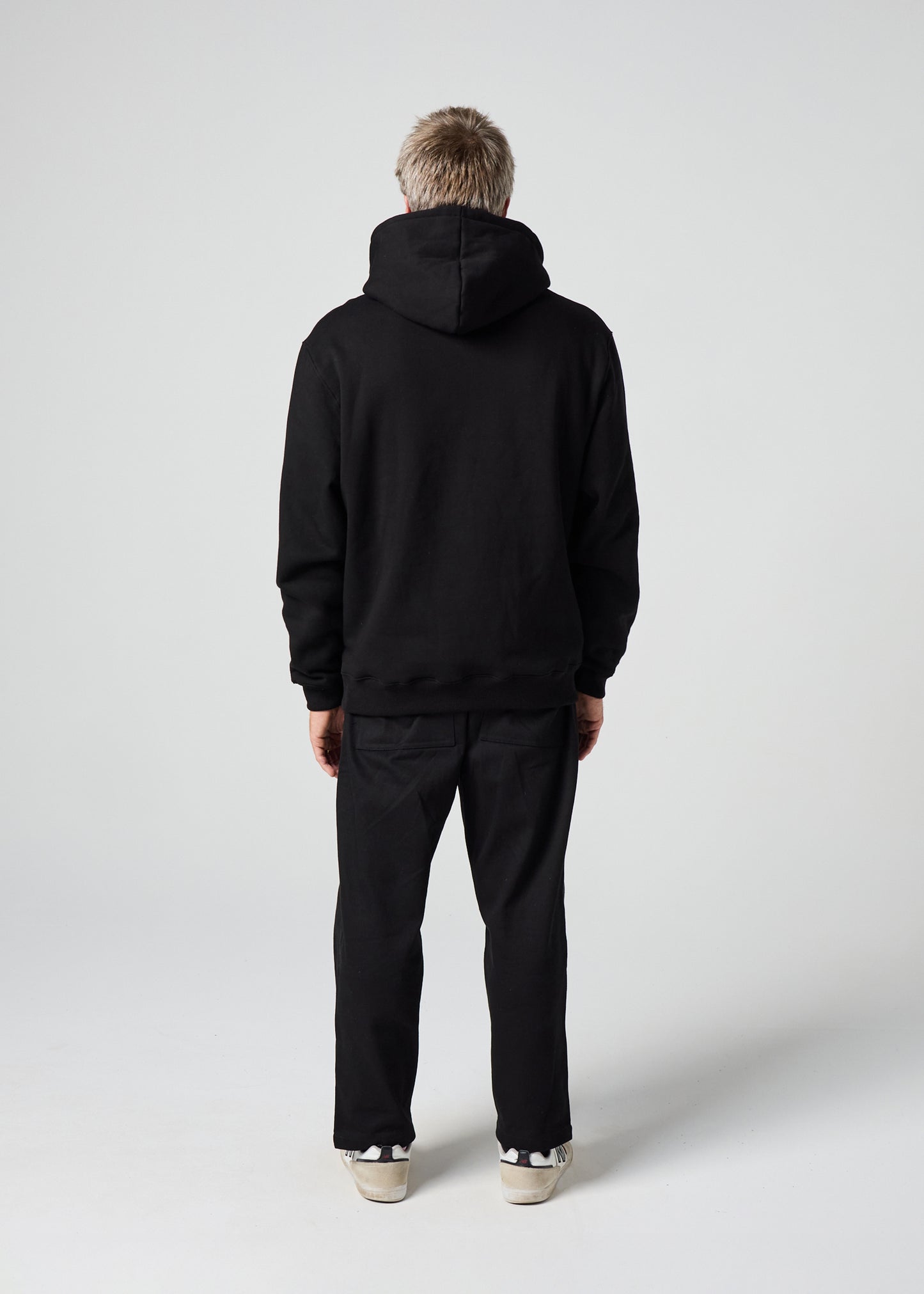 DAILY HOOD : BLACK