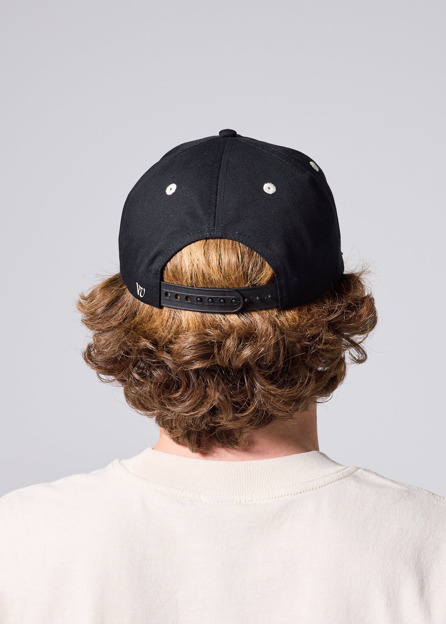 WORLD CONNECTION CAP : BLACK