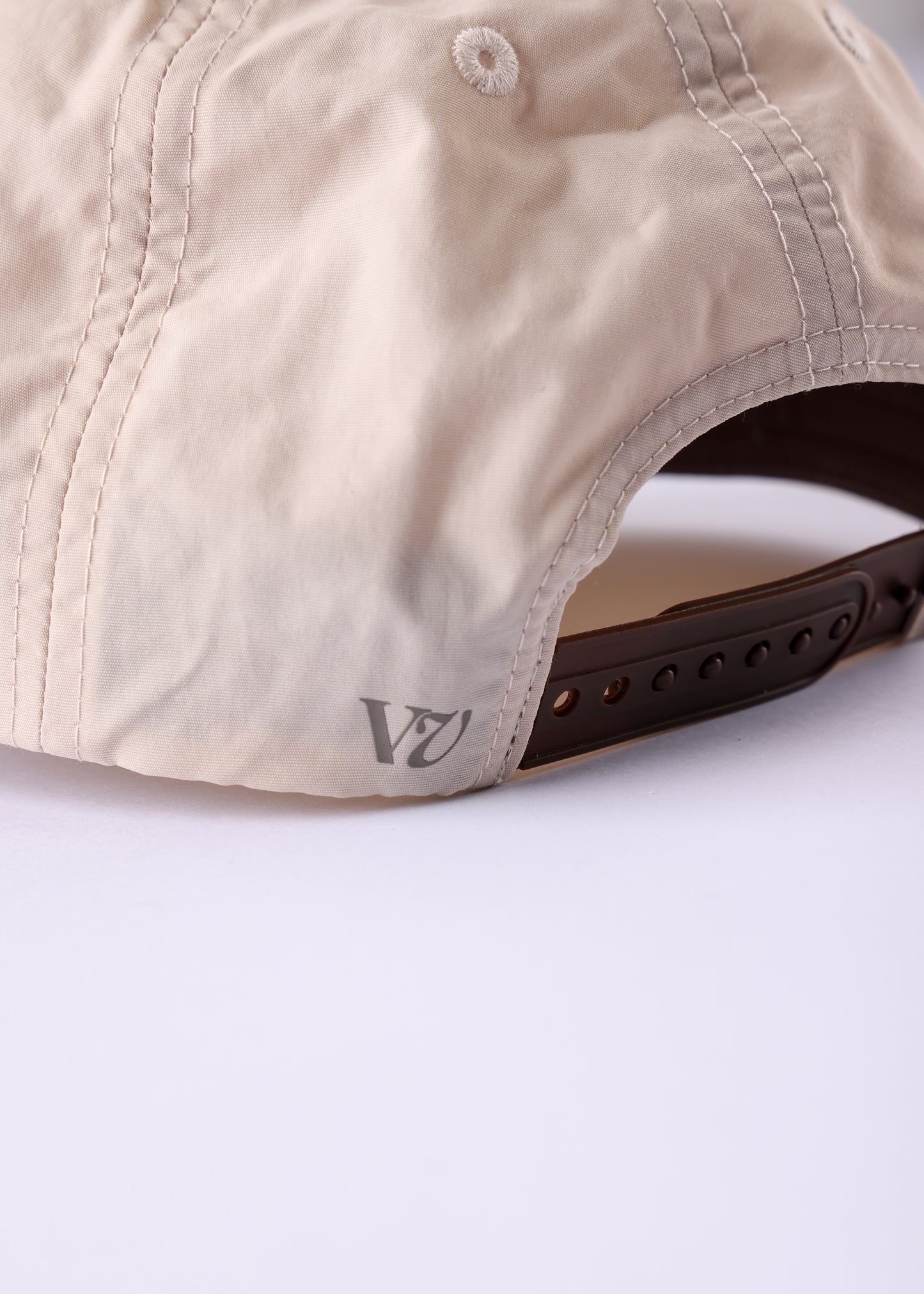 VV CLEAN CAP : BONE BROWN