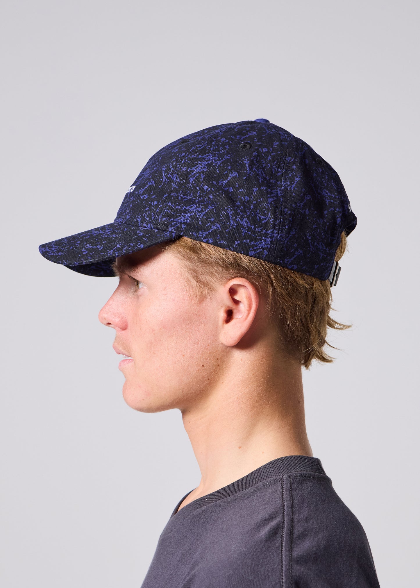 DECORATIVE CAP : BLUE BLACK