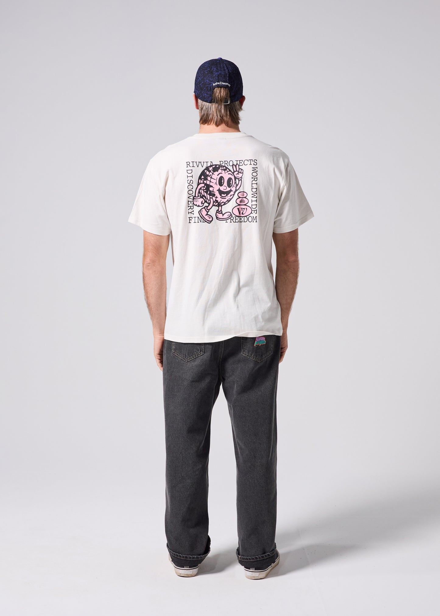 HAPPY GLOBE T-SHIRT : BONE