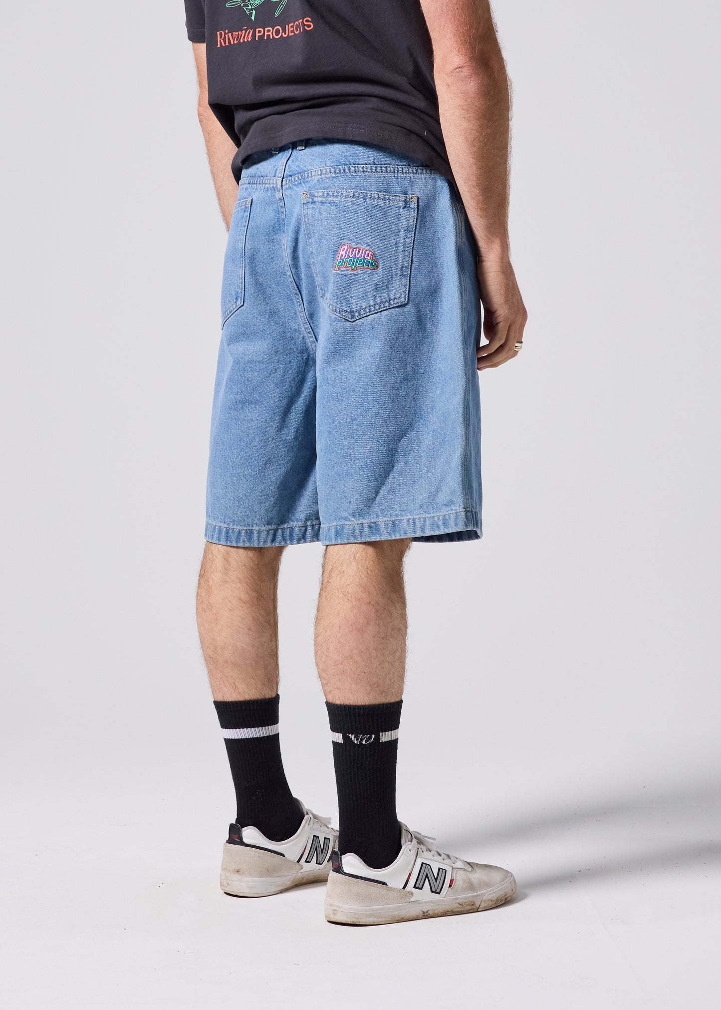 VV DENIM SHORT : WORN BLUE