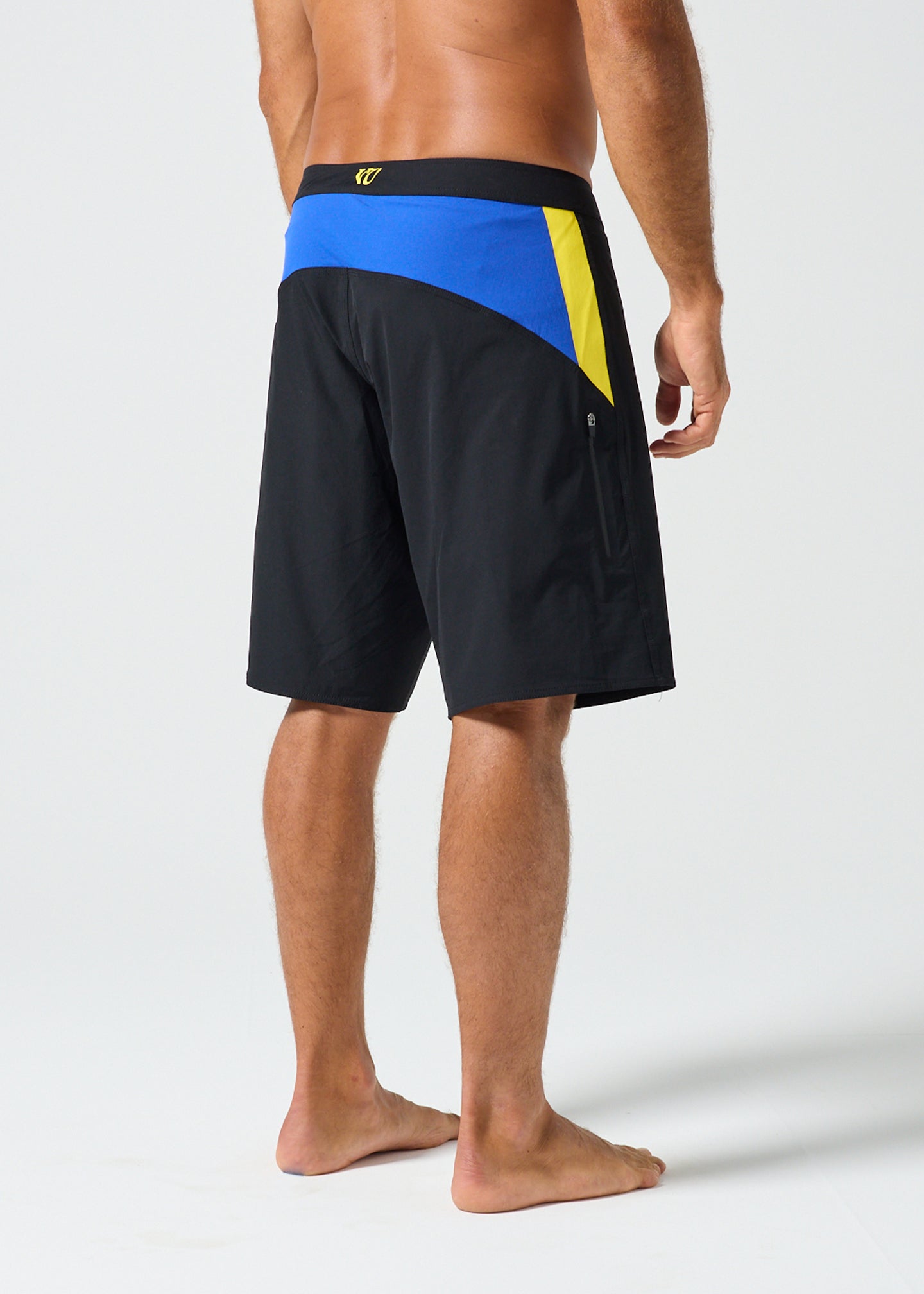 FREQUENCY 21" TRUNK : BLACK/BLUE