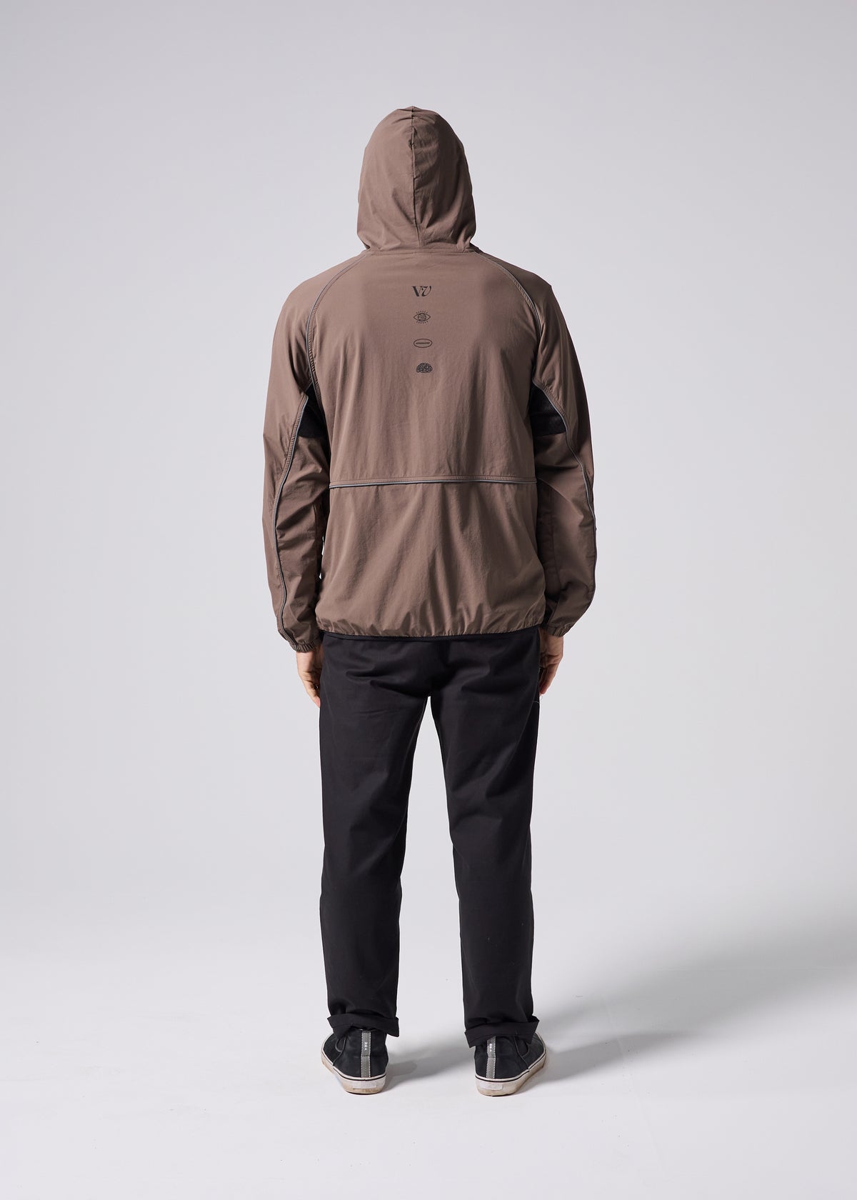 PROJECTS SPRAY JACKET : BROWN