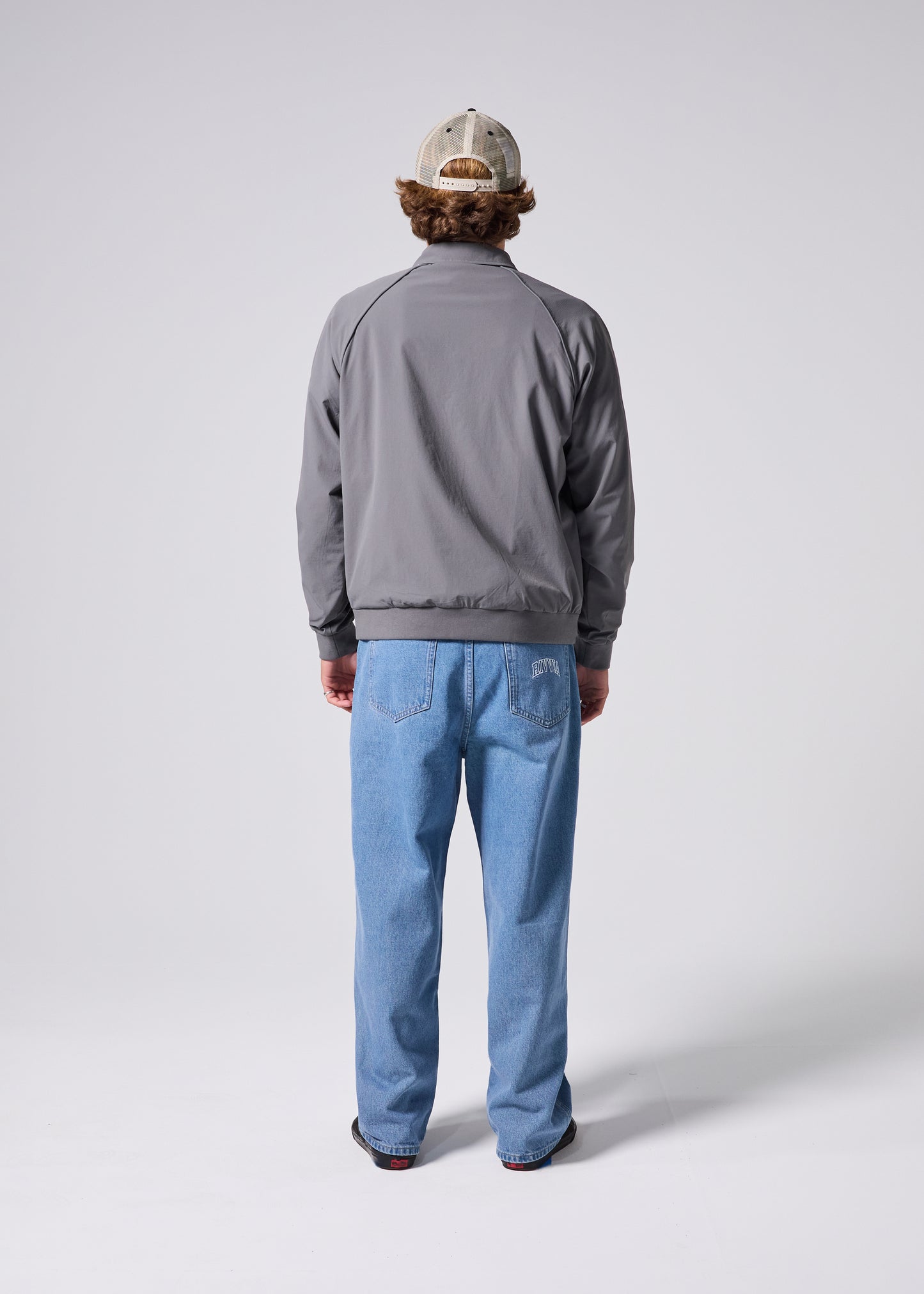 WORLD CONNECTION CLUB JACKET : GREY