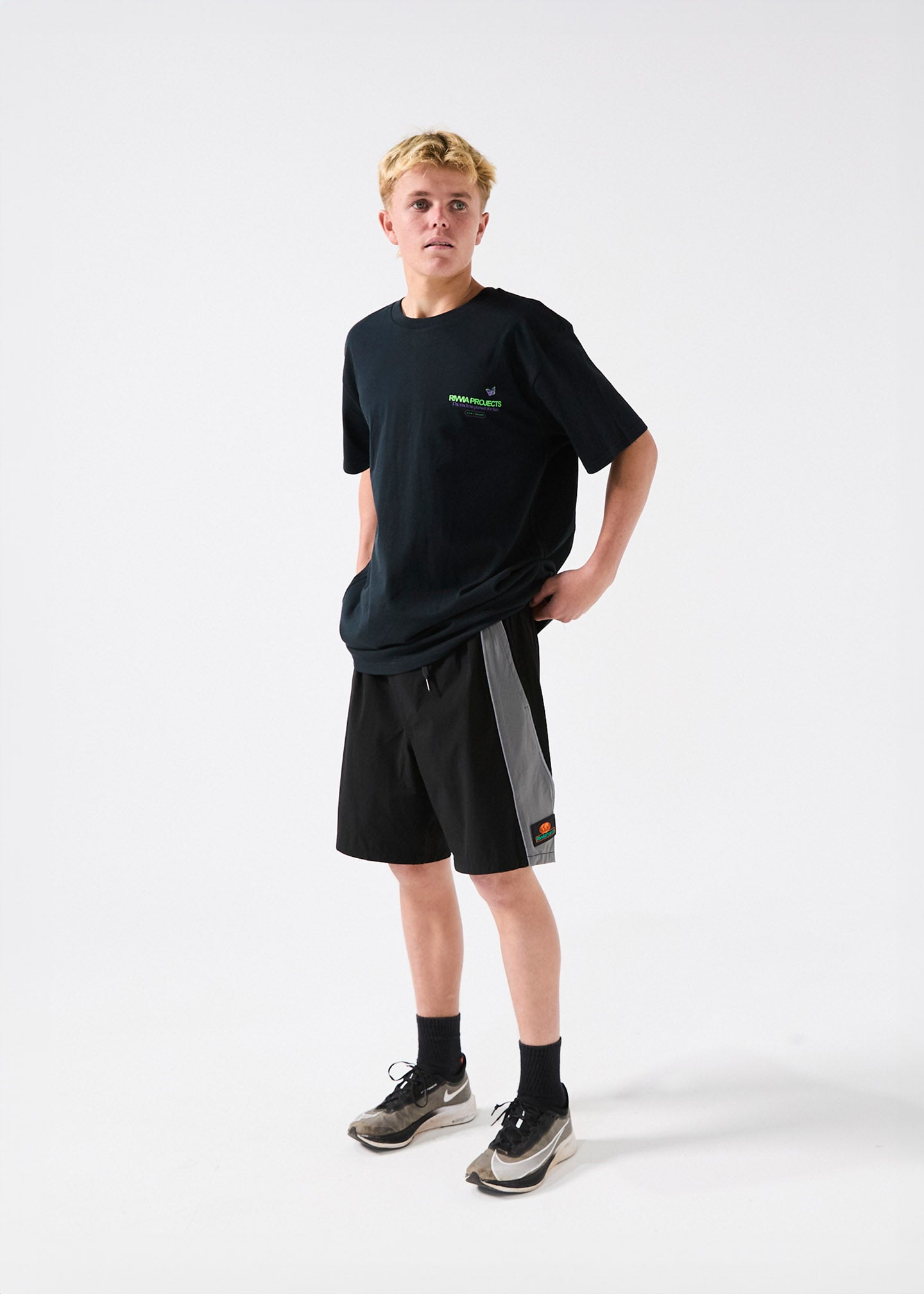 DAILY RIDE GLOBAL PROJECTS SHORT : BLACK GREY