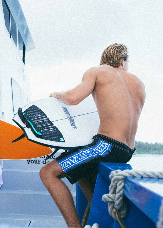 STEREO 18 TRUNK : BLACK/ SPORTS BLUE