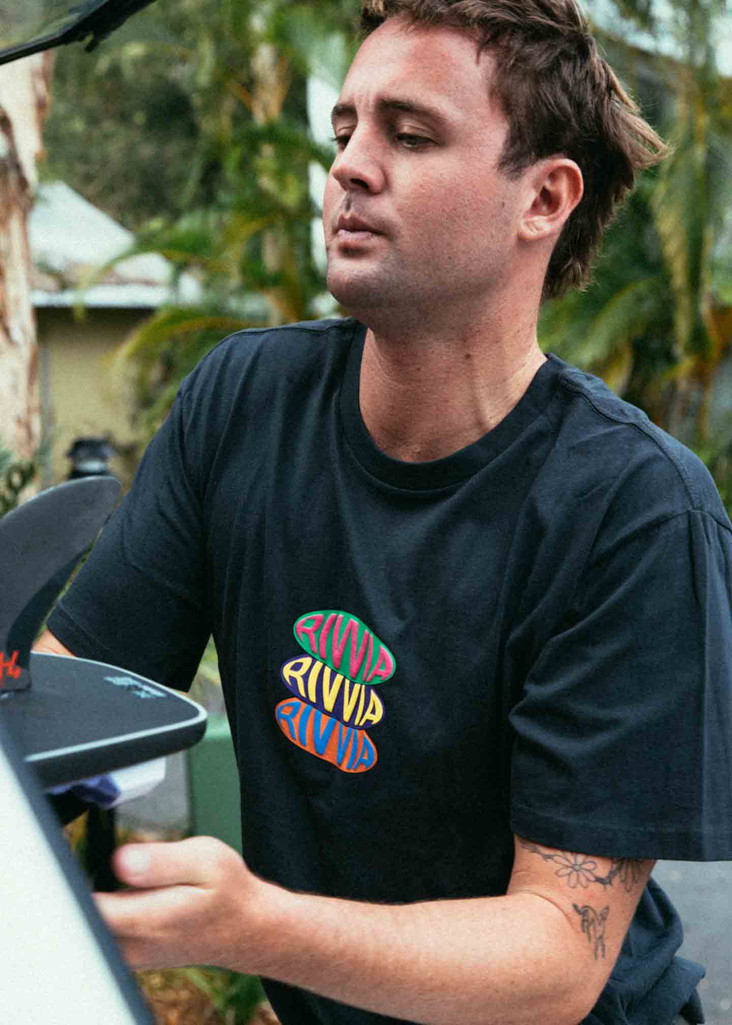 POP REPEAT T-SHIRT : PIGMENT BLACK