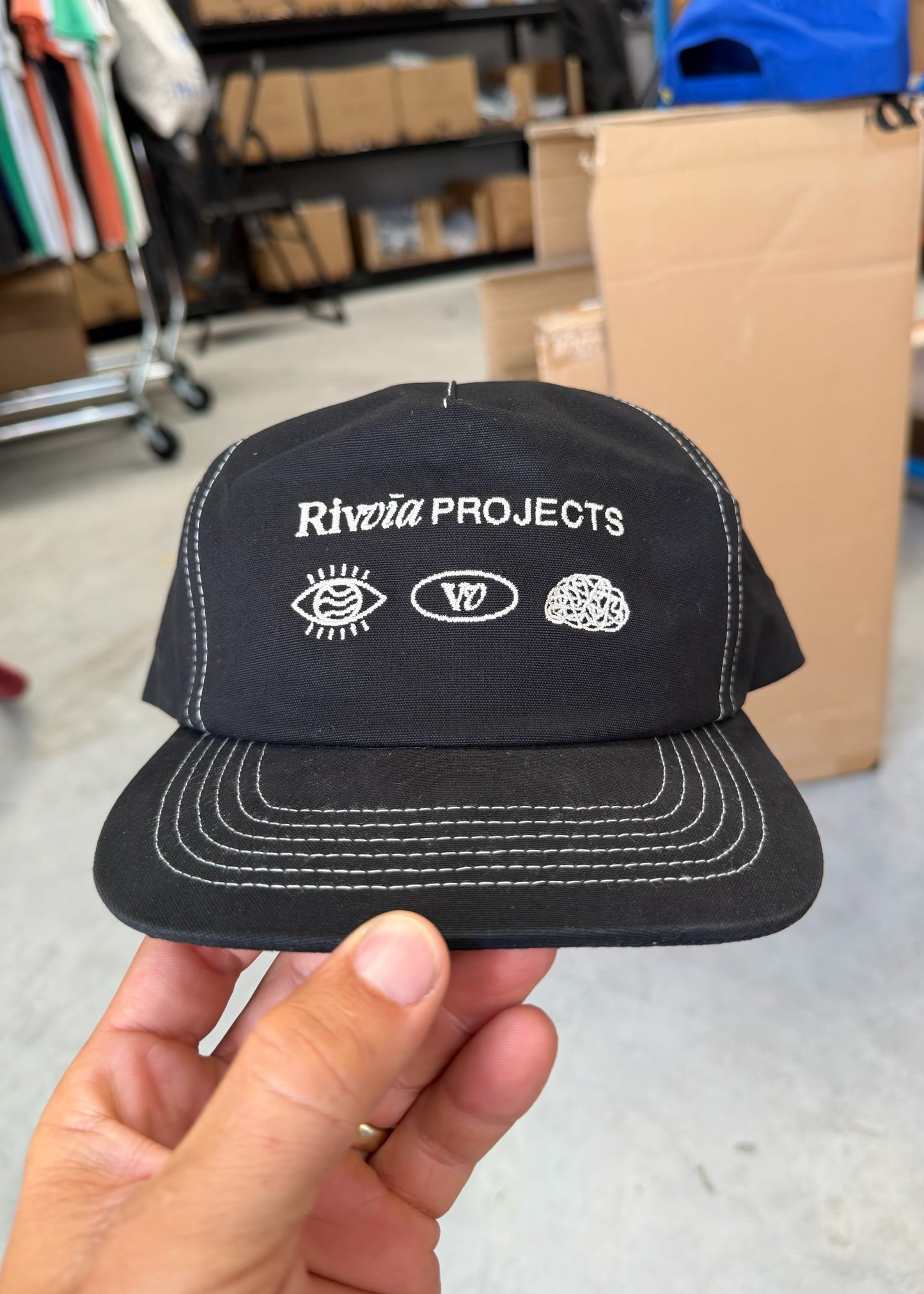 PROJECTS CAP : BLACK BONE