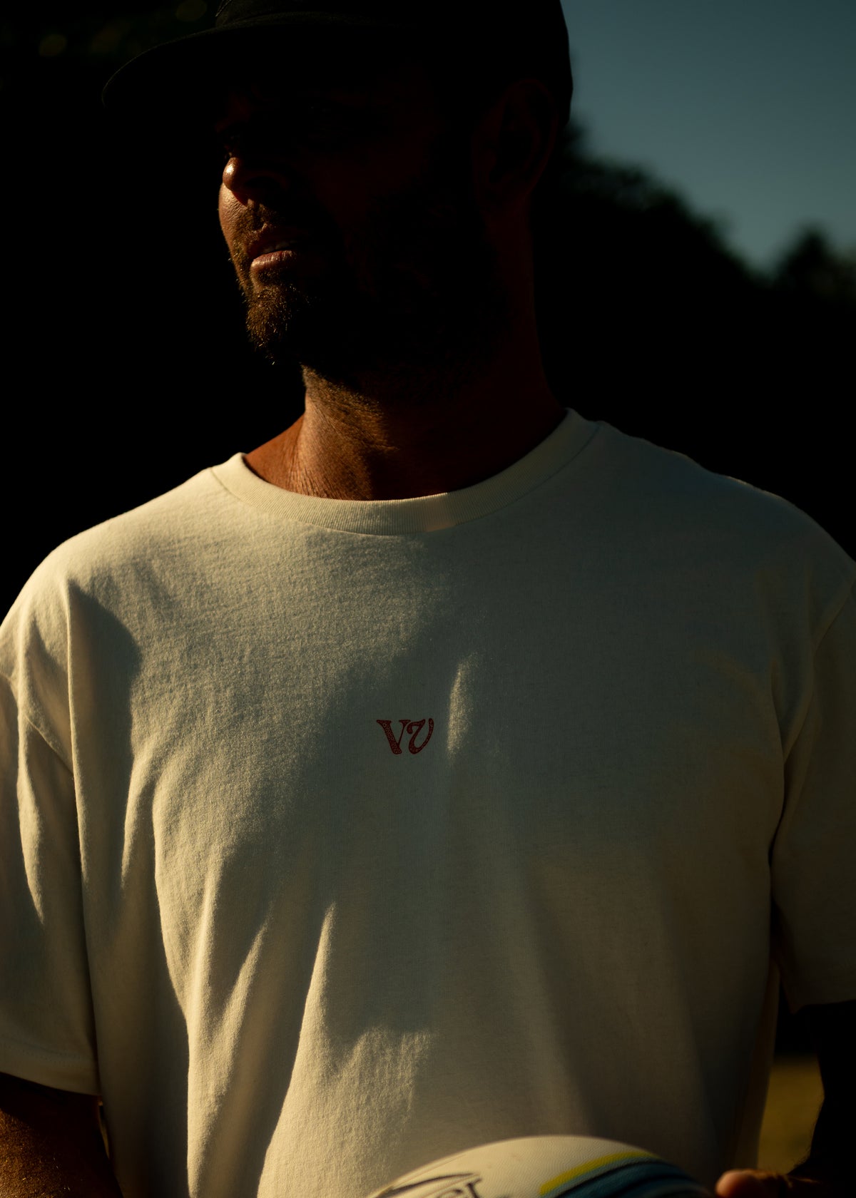 BLACK COCKATOO T-SHIRT : BONE