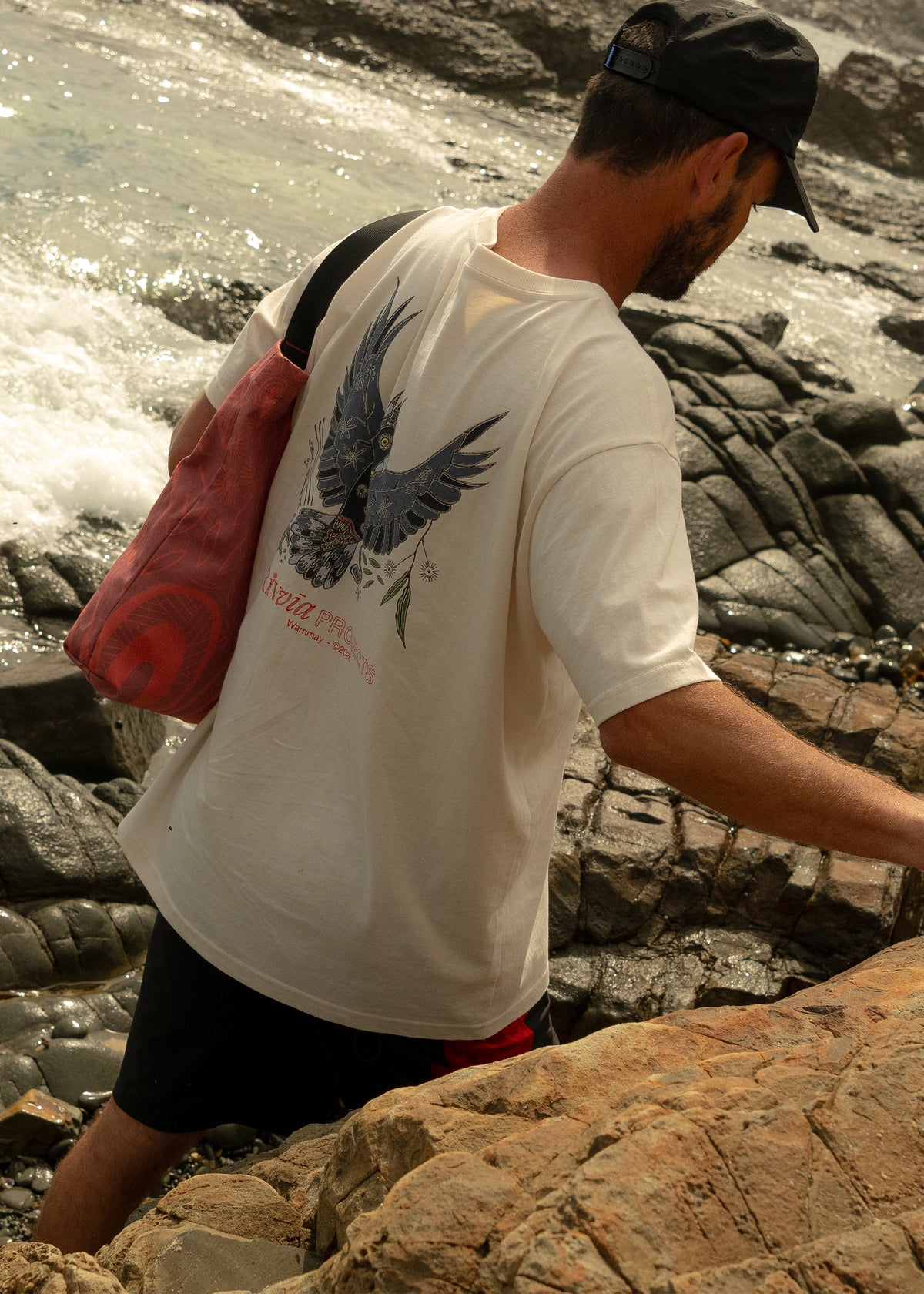 BLACK COCKATOO T-SHIRT : BONE