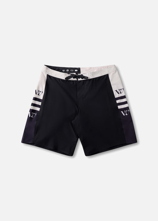 DISCLOSURE 20" TRUNK : BLACK BONE