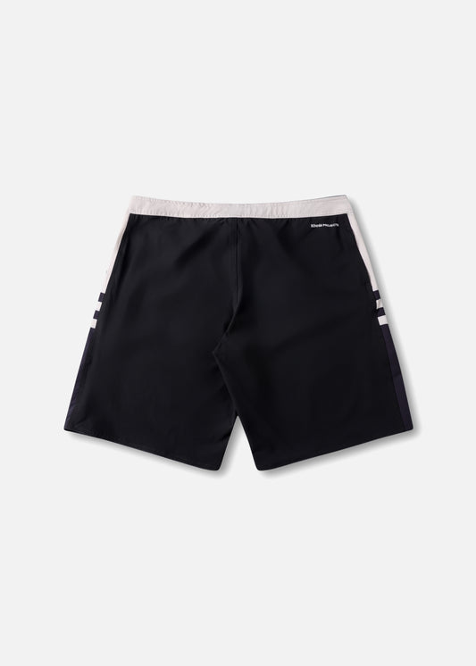 DISCLOSURE 20" TRUNK : BLACK BONE