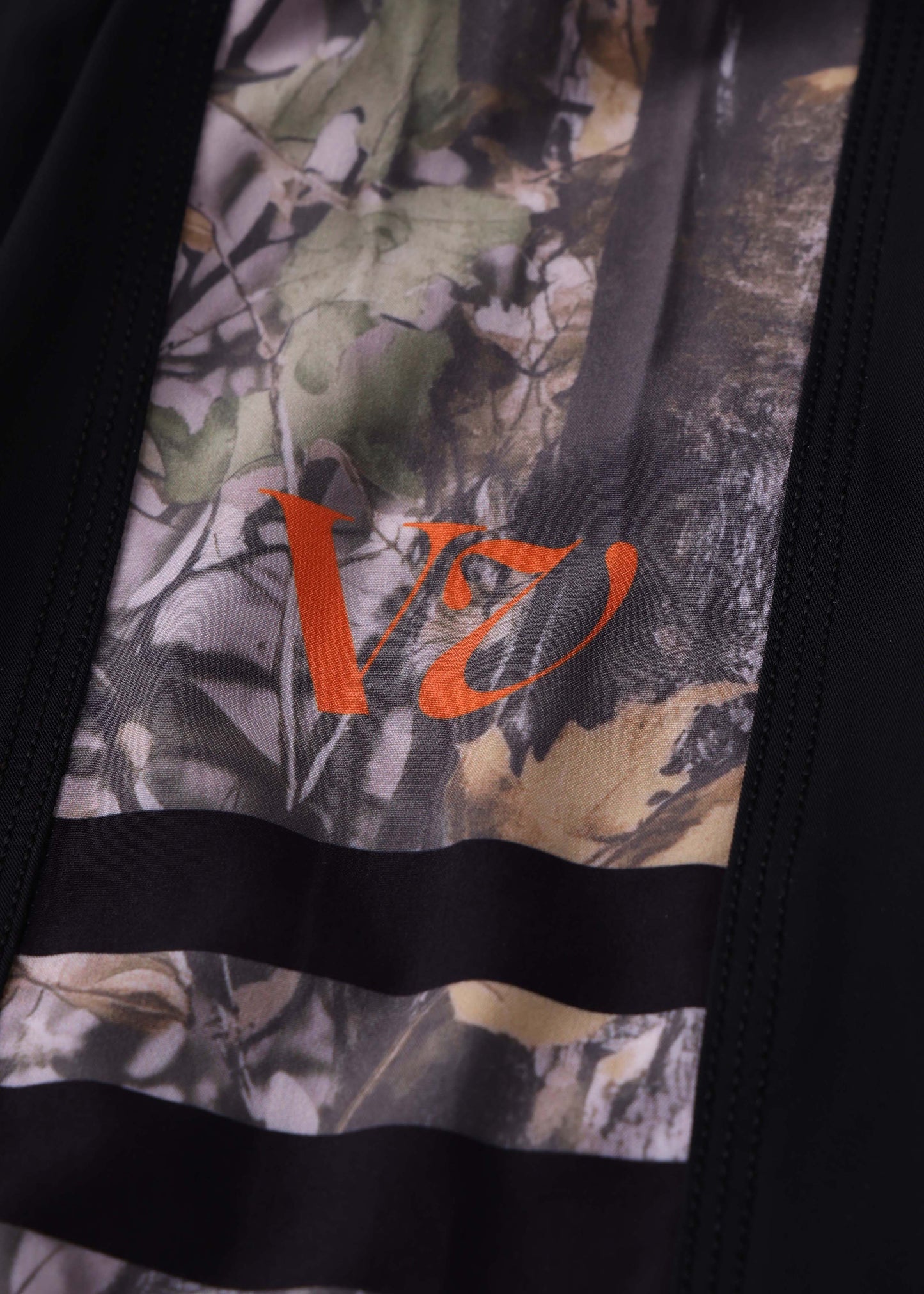 DISCLOSURE 20" TRUNK : BLACK TRAIL CAMO