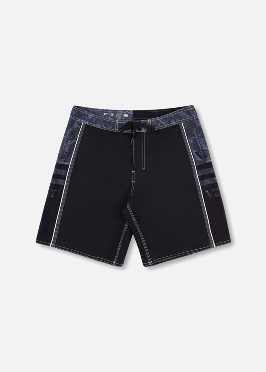 DISCLOSURE 20" TRUNK : BLACK CAMO