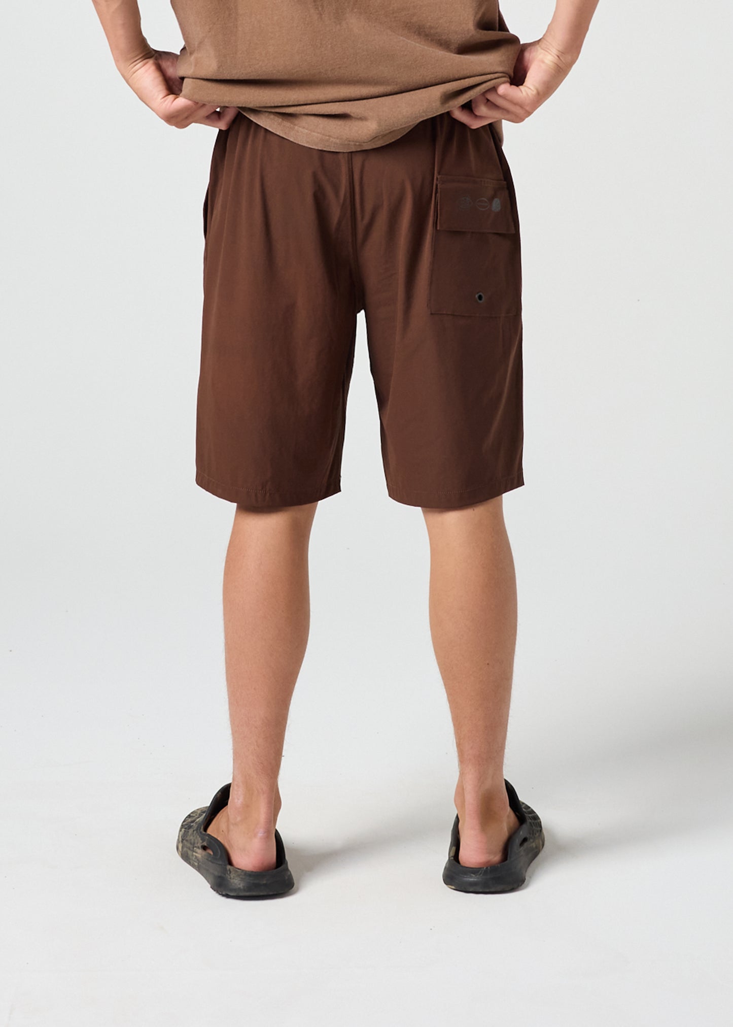 DAILY GRIND 20" SHORT : BROWN