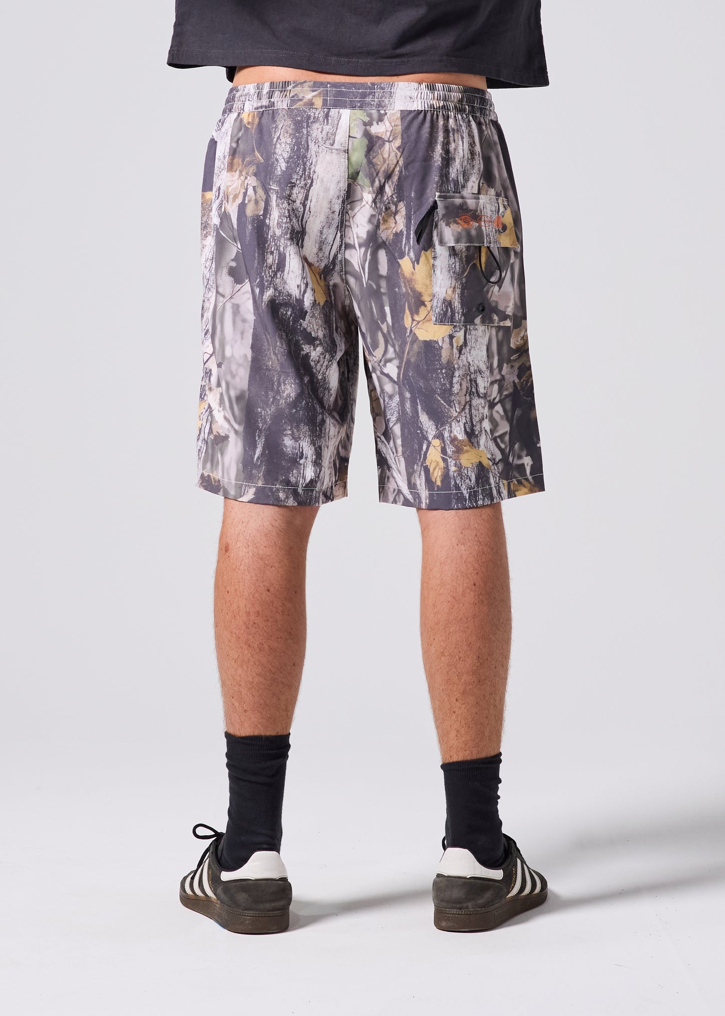 DAILY GRIND 20" SHORT : TRAIL CAMO