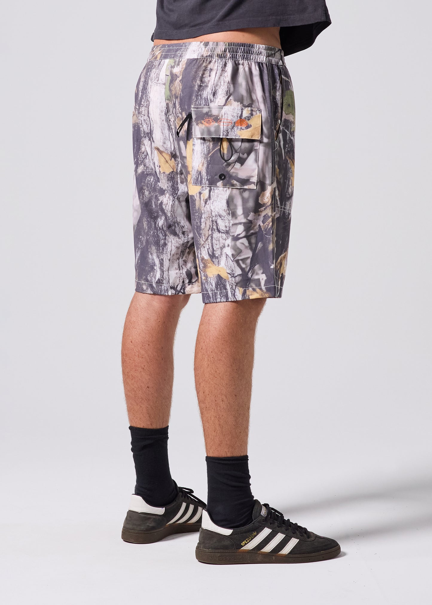DAILY GRIND 20" SHORT : TRAIL CAMO