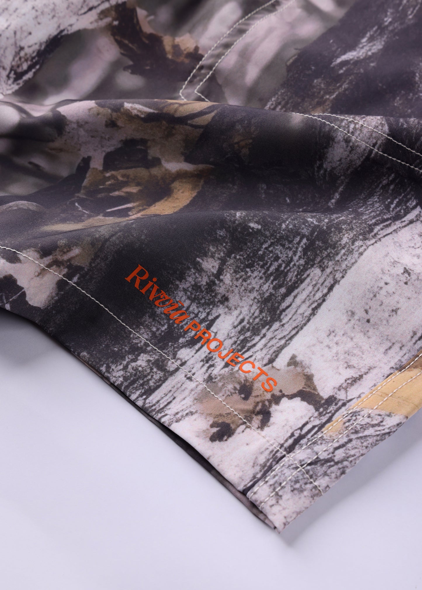 DAILY GRIND 20" SHORT : TRAIL CAMO
