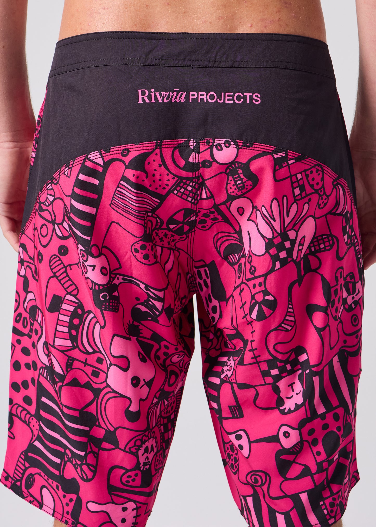 FREQUENCY 21" JW TRUNK : BLACK PINK