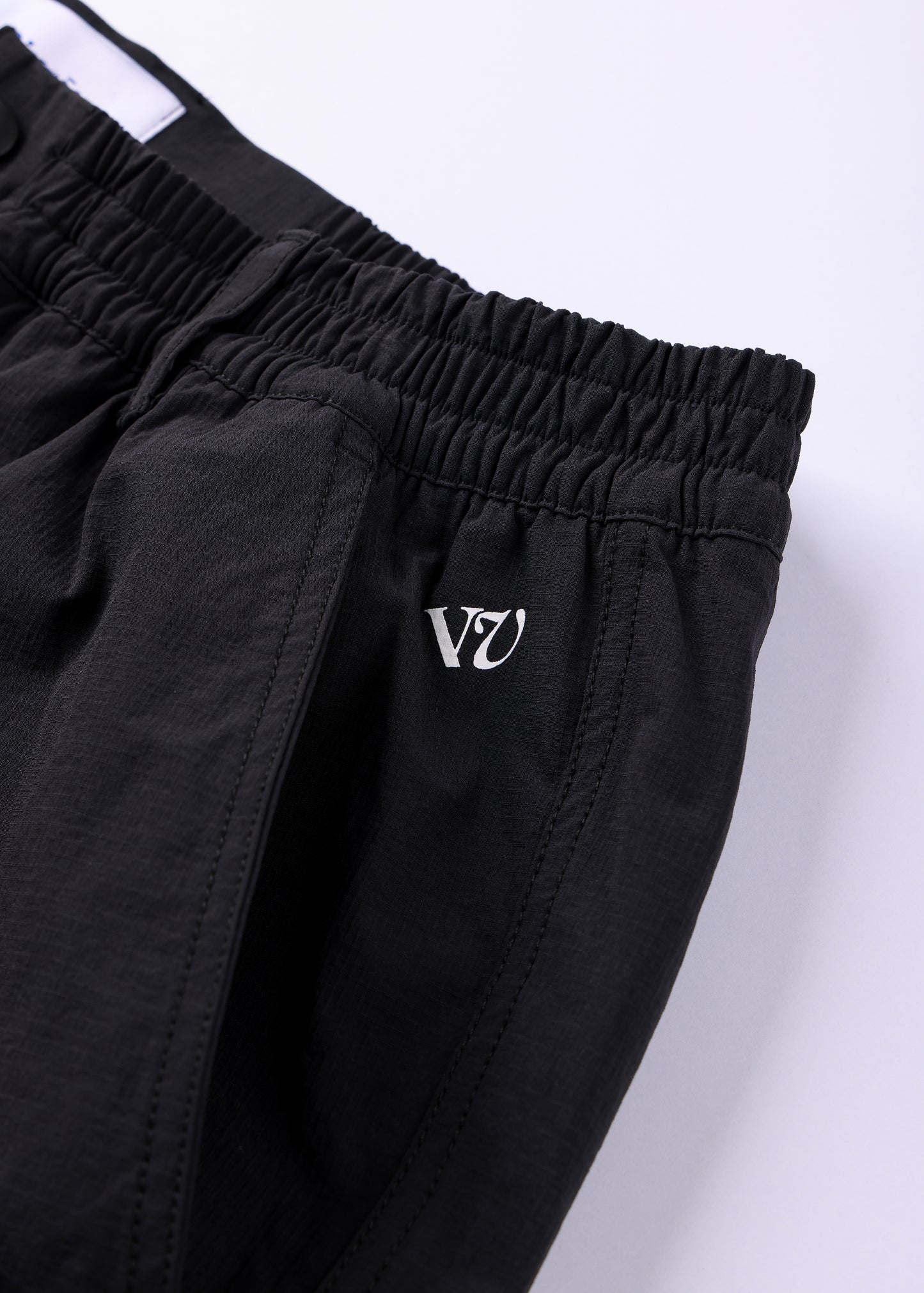 DAILY GOLF 19' SHORT : BLACK