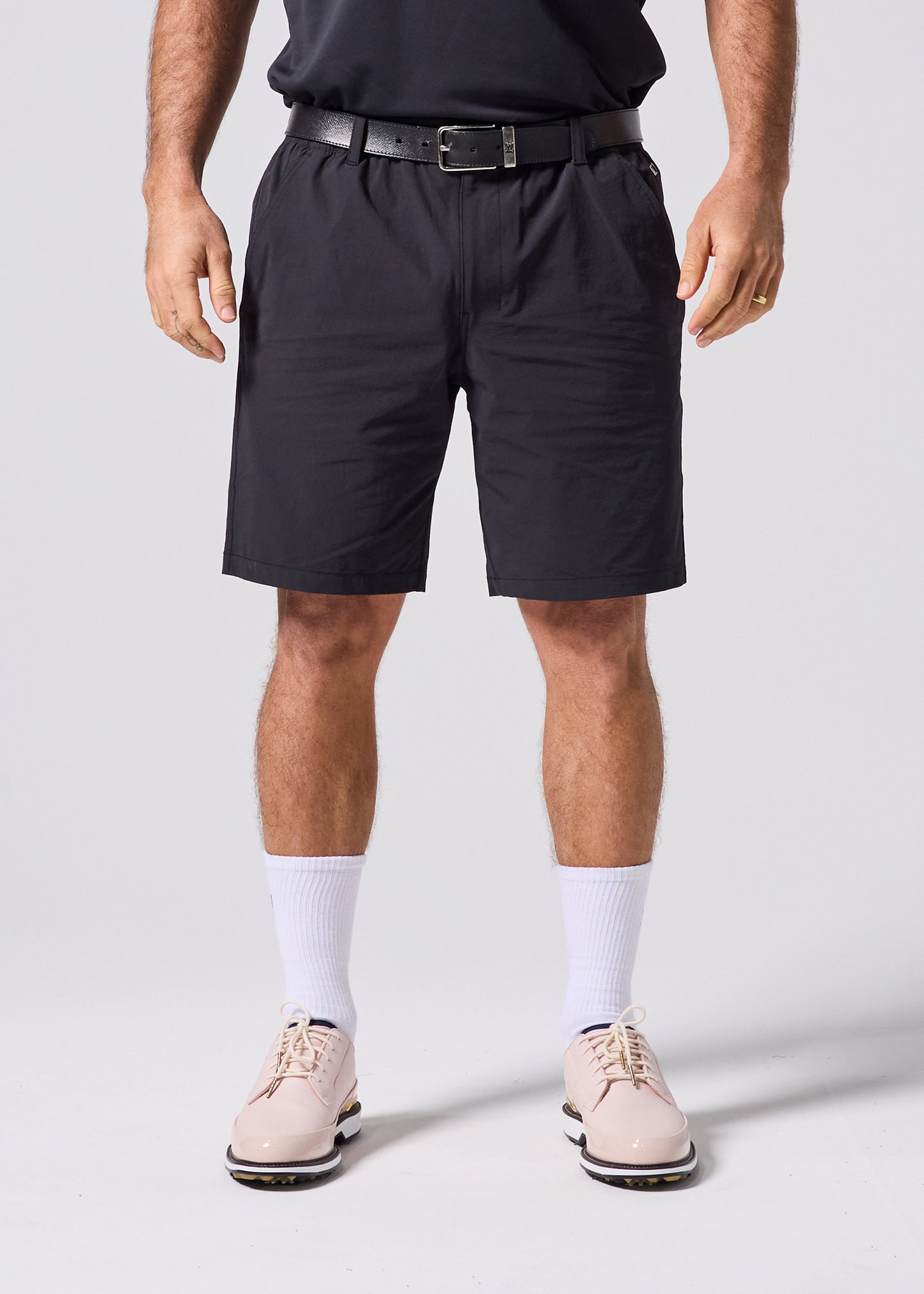 DAILY GOLF 19' SHORT : BLACK