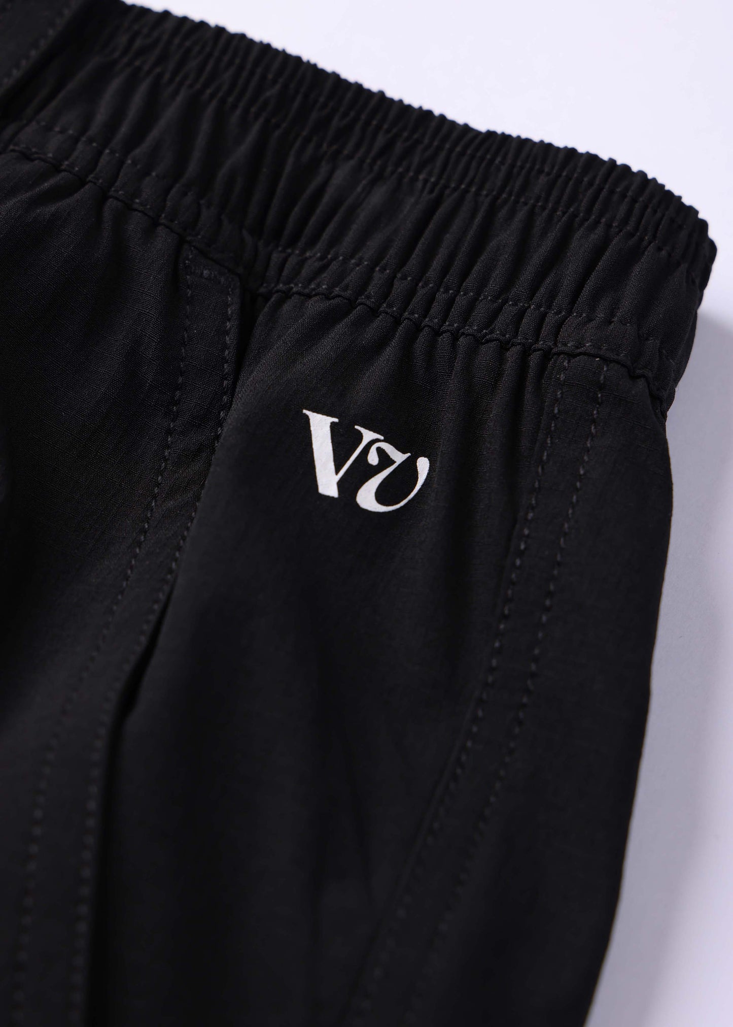 DAILY GOLF 19" SHORT : BLACK