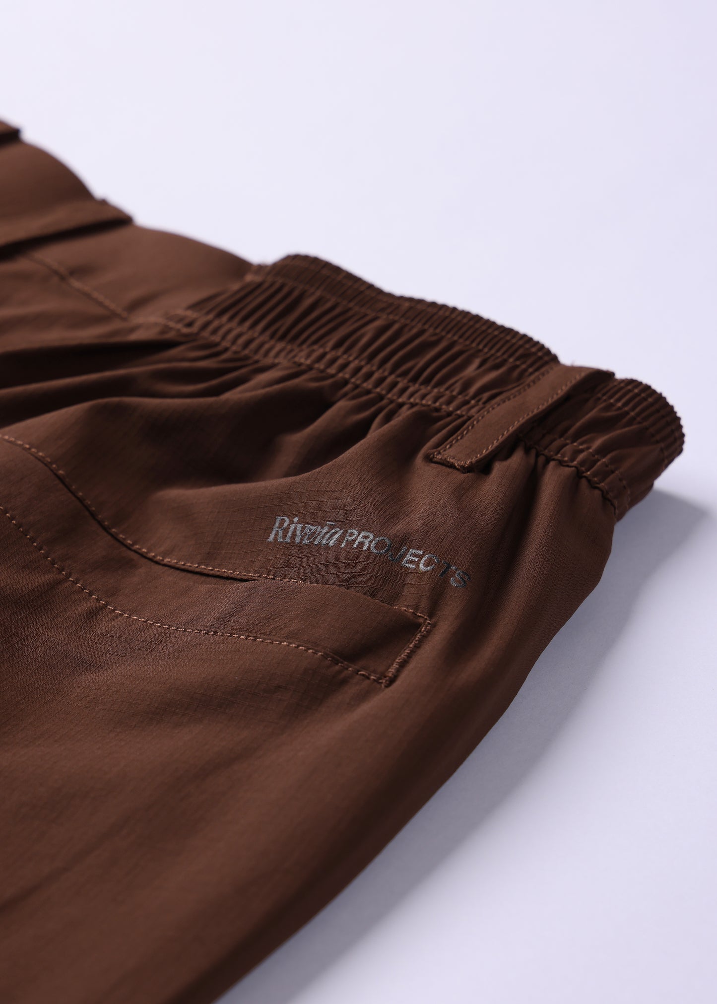 DAILY GOLF 19' SHORT : BROWN