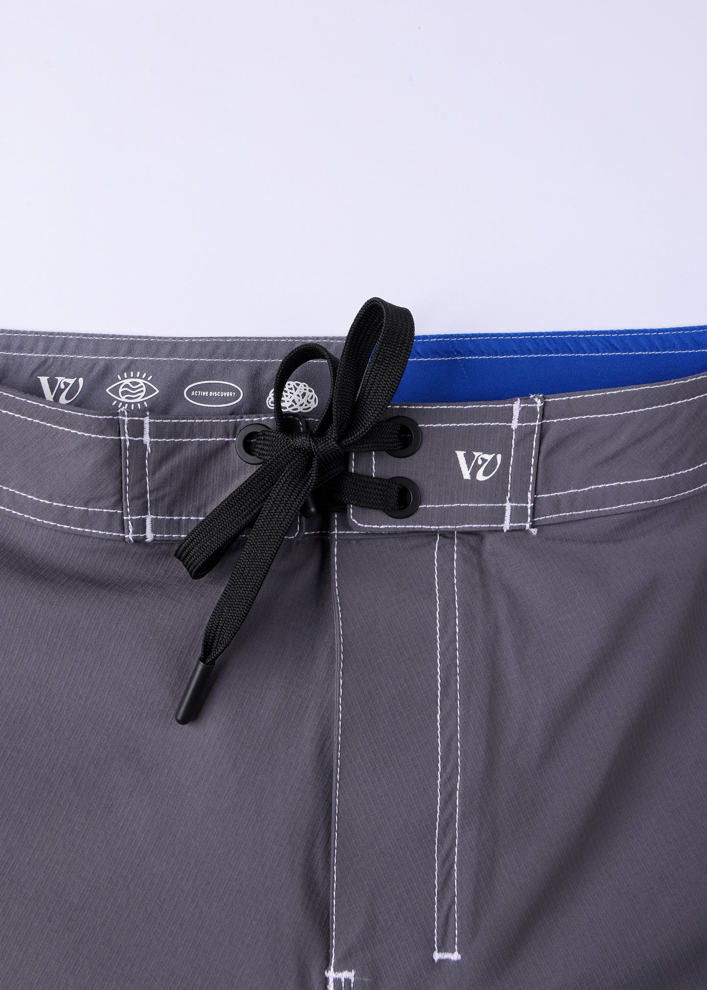 FREQUENCY 21" TRUNK : GREY