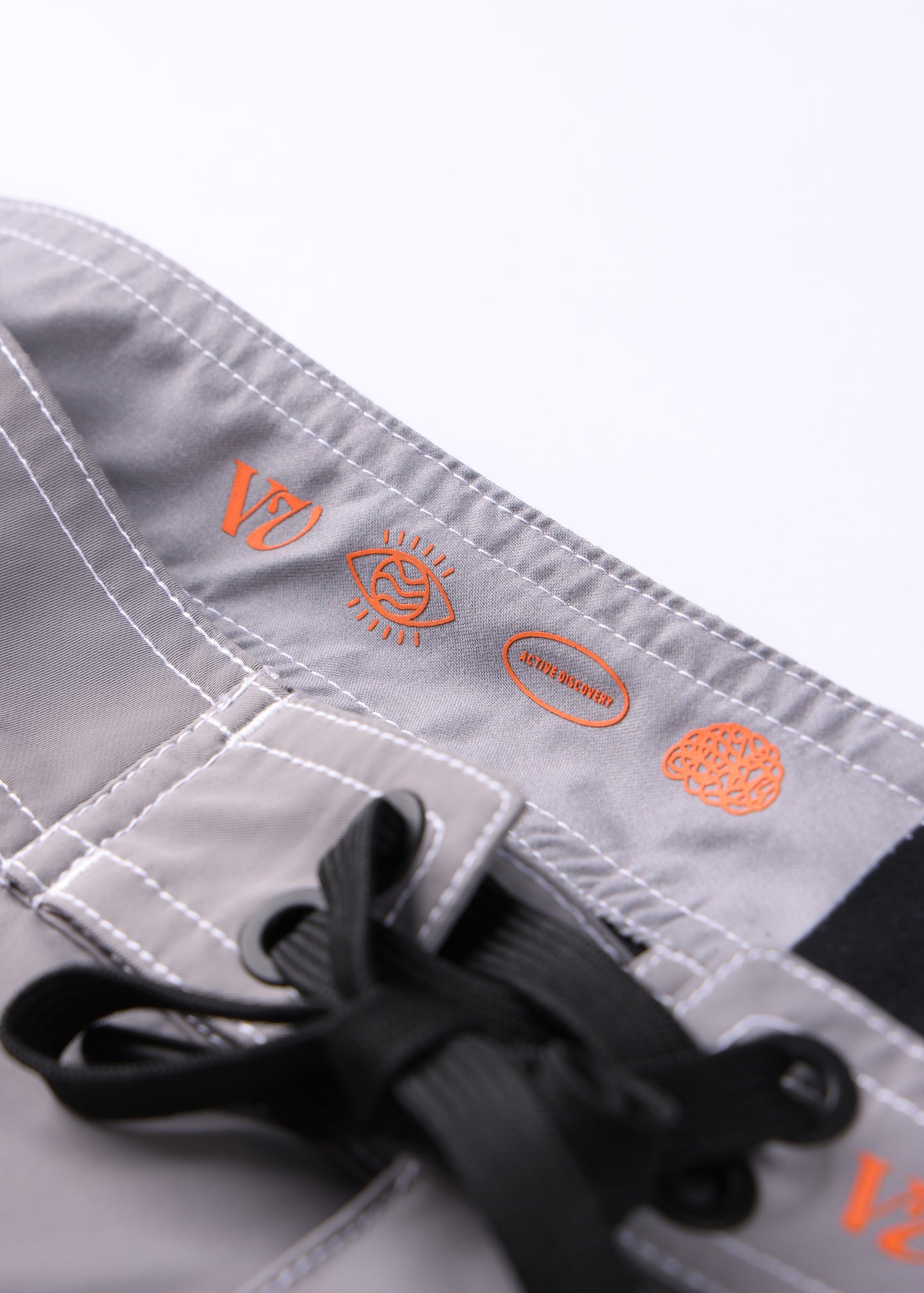 FREQUENCY 21" TRUNK : GREY ORANGE