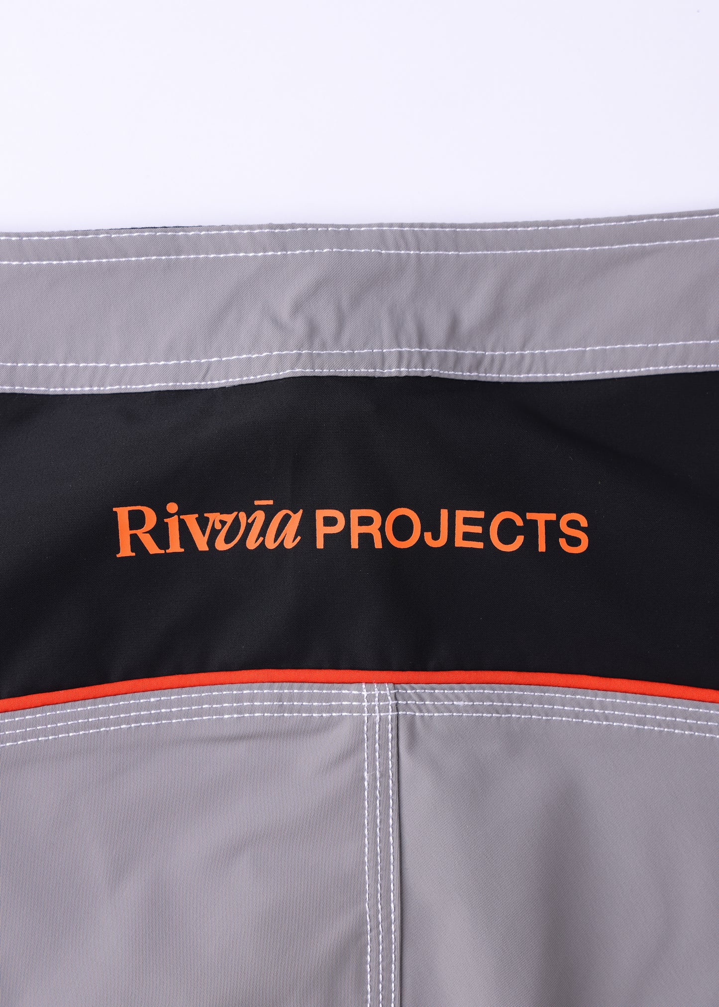 FREQUENCY 21" TRUNK : GREY ORANGE
