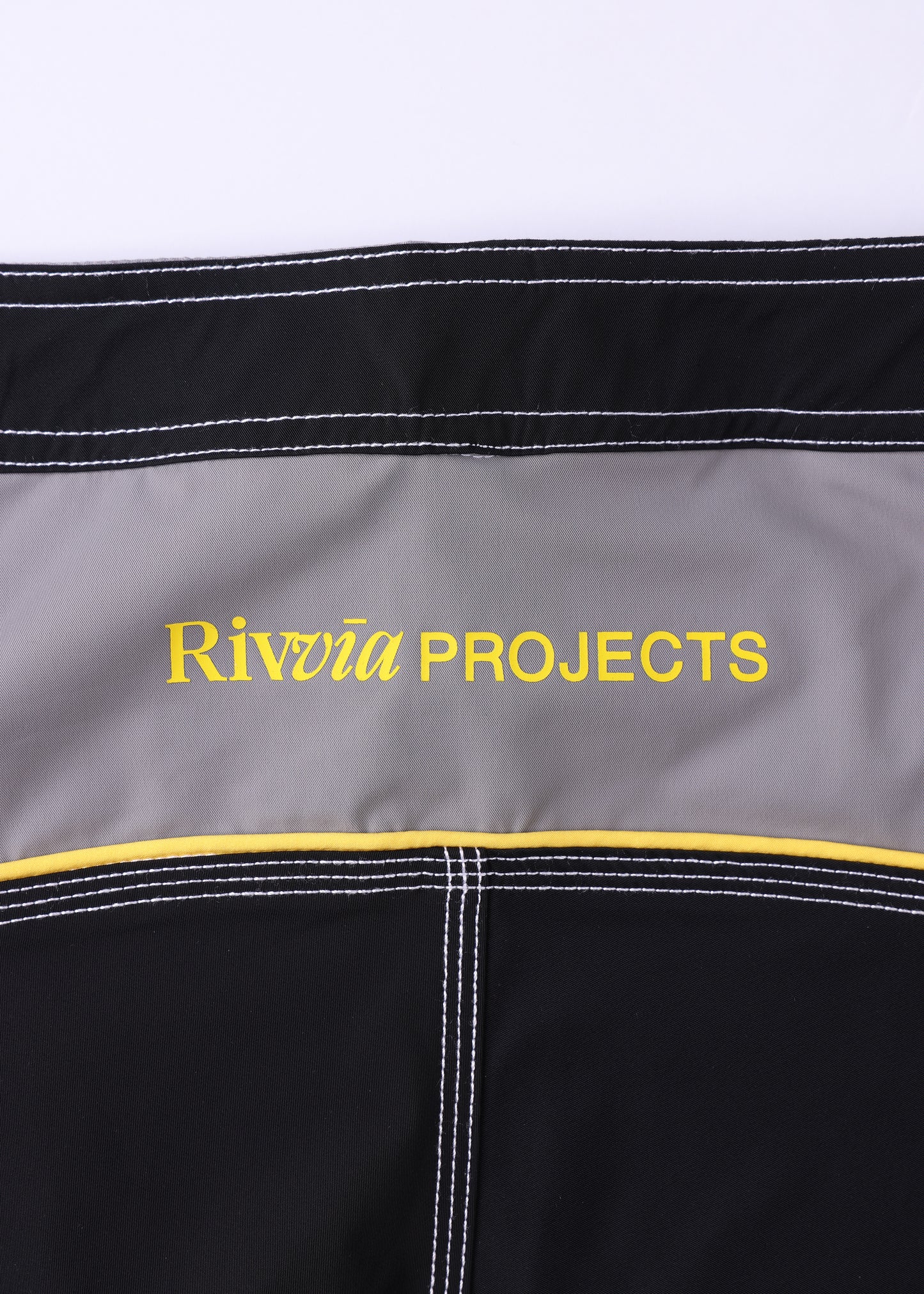 FREQUENCY 21" OVAL GRAF TRUNK : BLACK YELLOW