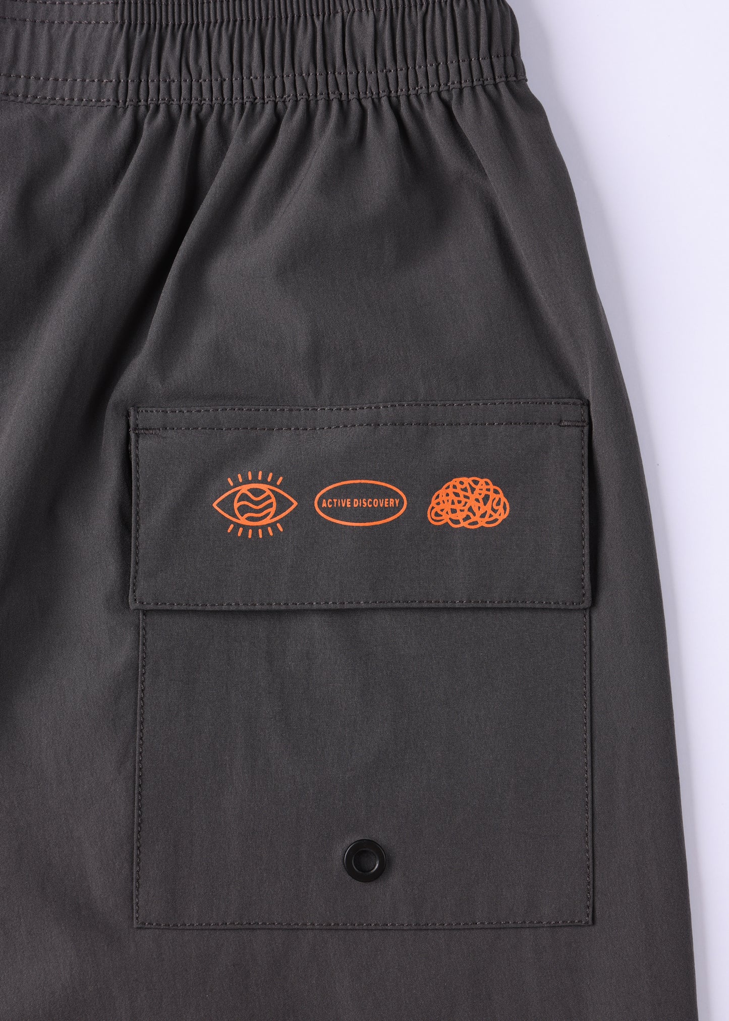 DAILY RIDE OVAL GRAF SHORT : CHARCOAL