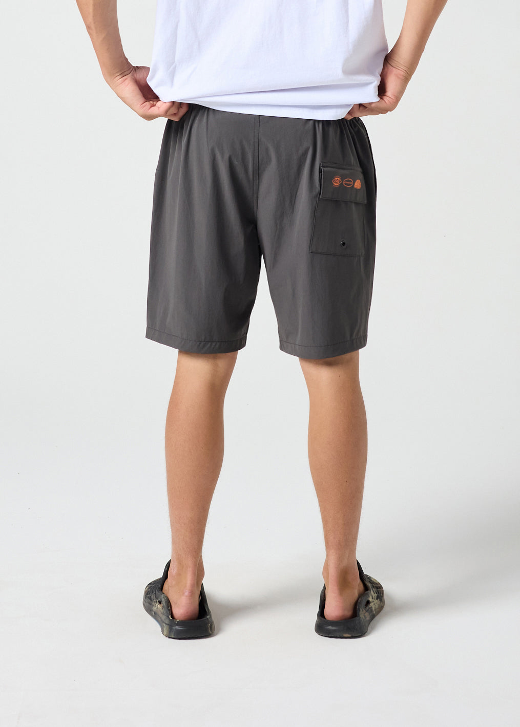 DAILY RIDE OVAL GRAF SHORT : CHARCOAL