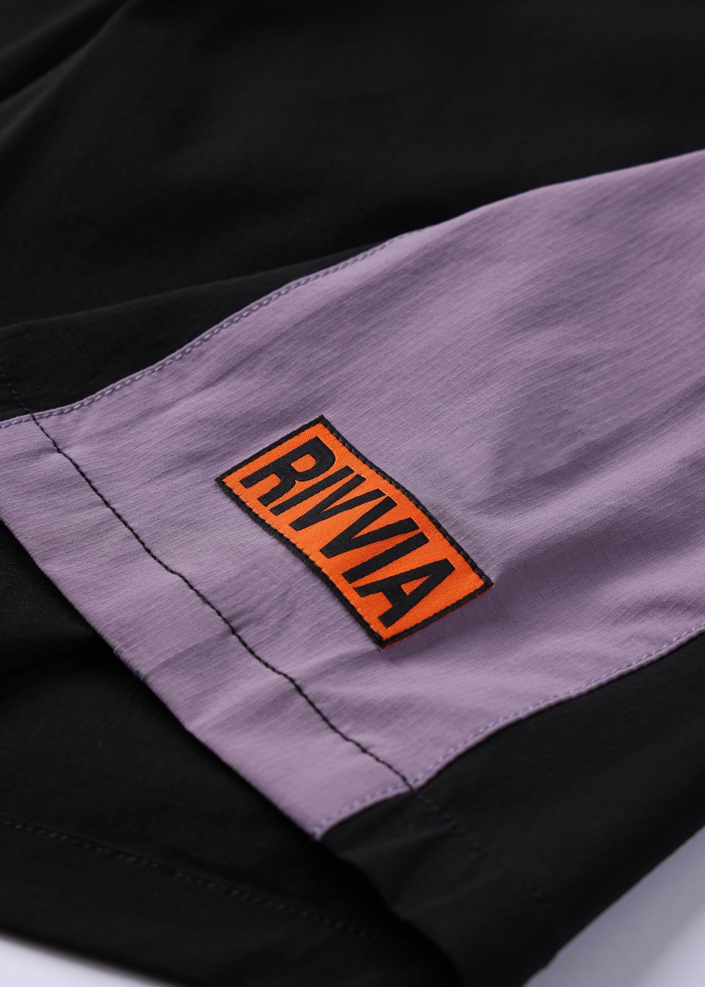DAILY GRIND 20" BOX LOGO SHORT : BLACK PURPLE