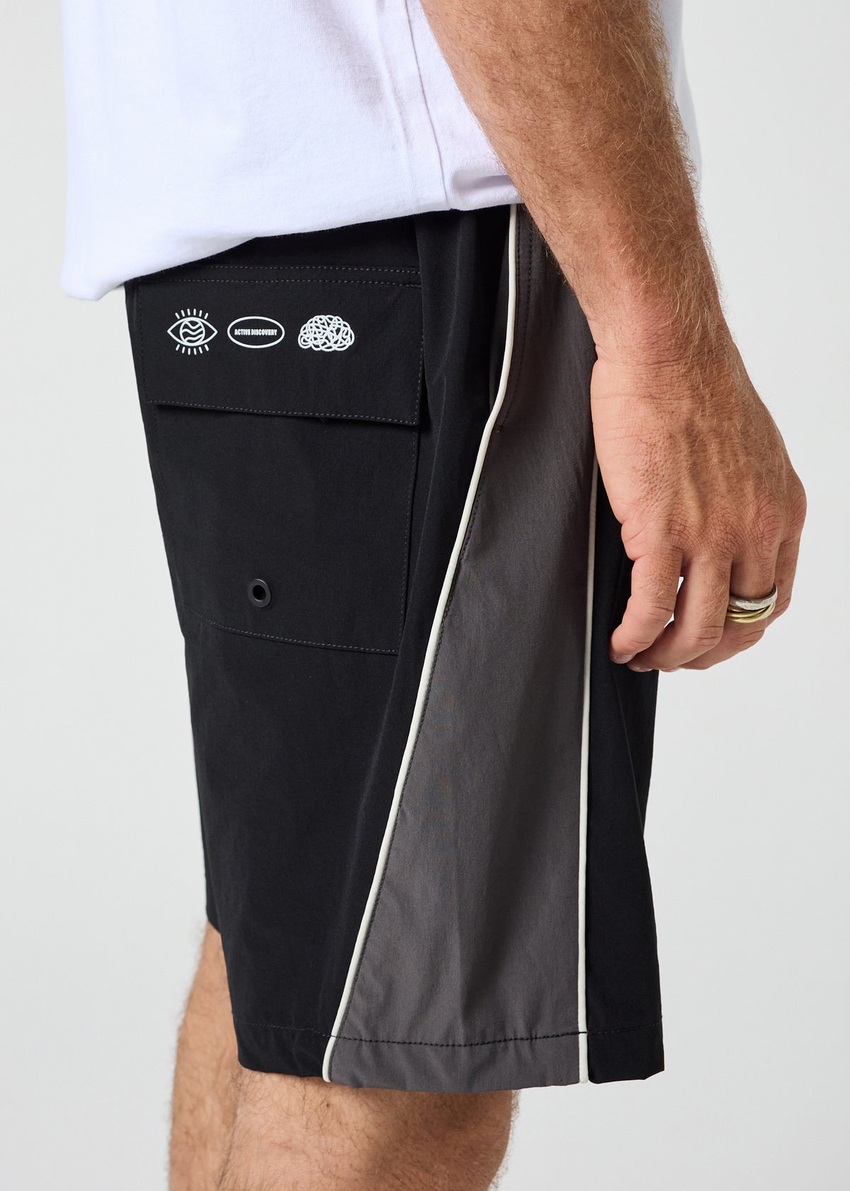 DAILY RIDE 19" SHORT : BLACK CHARCOAL