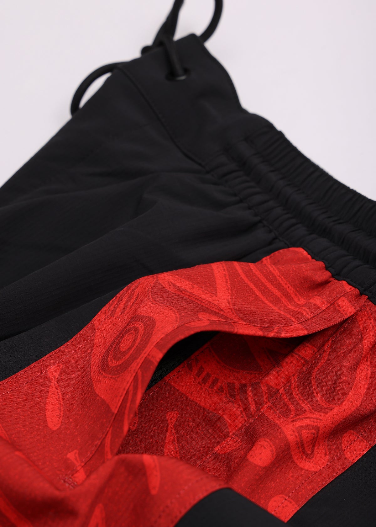 SERPENT DAILY GRIND 20" SHORT : BLACK