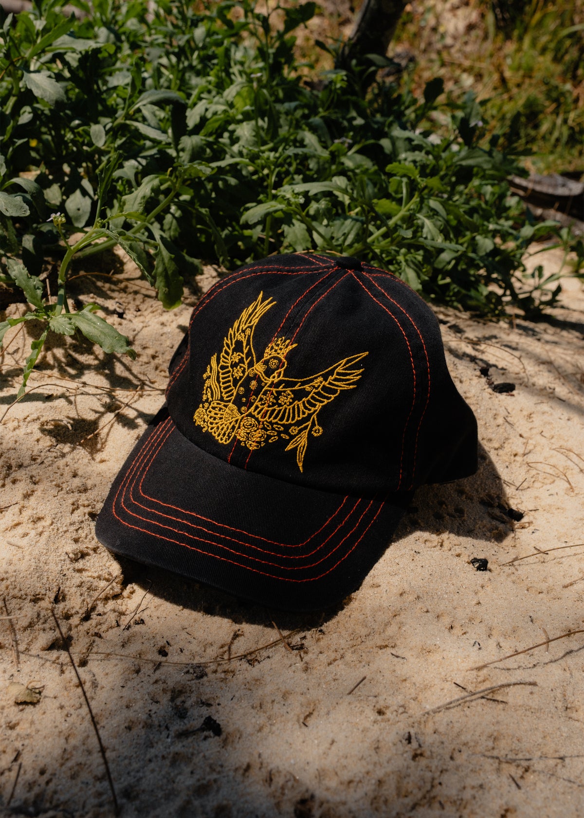 BLACK COCKATOO CAP : BLACK