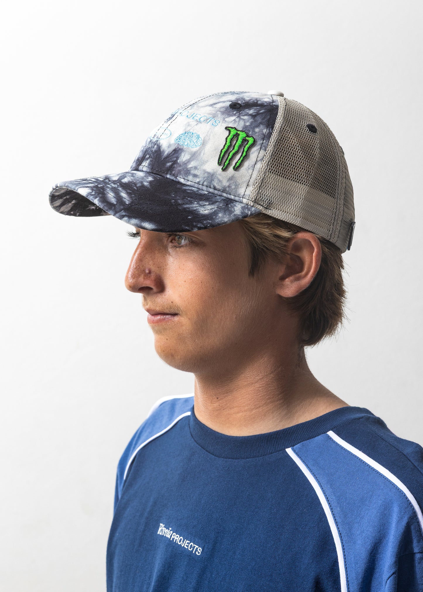 PROJECTS TRUCKER : BLACK BONE