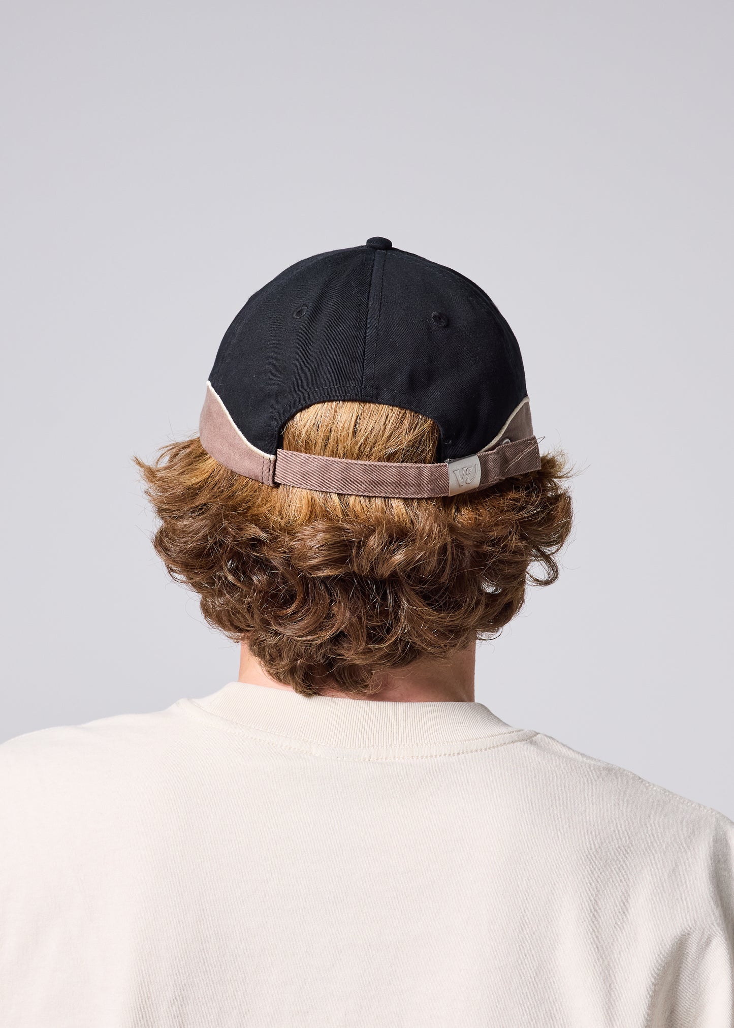 PASSAGE CAP : BLACK BROWN