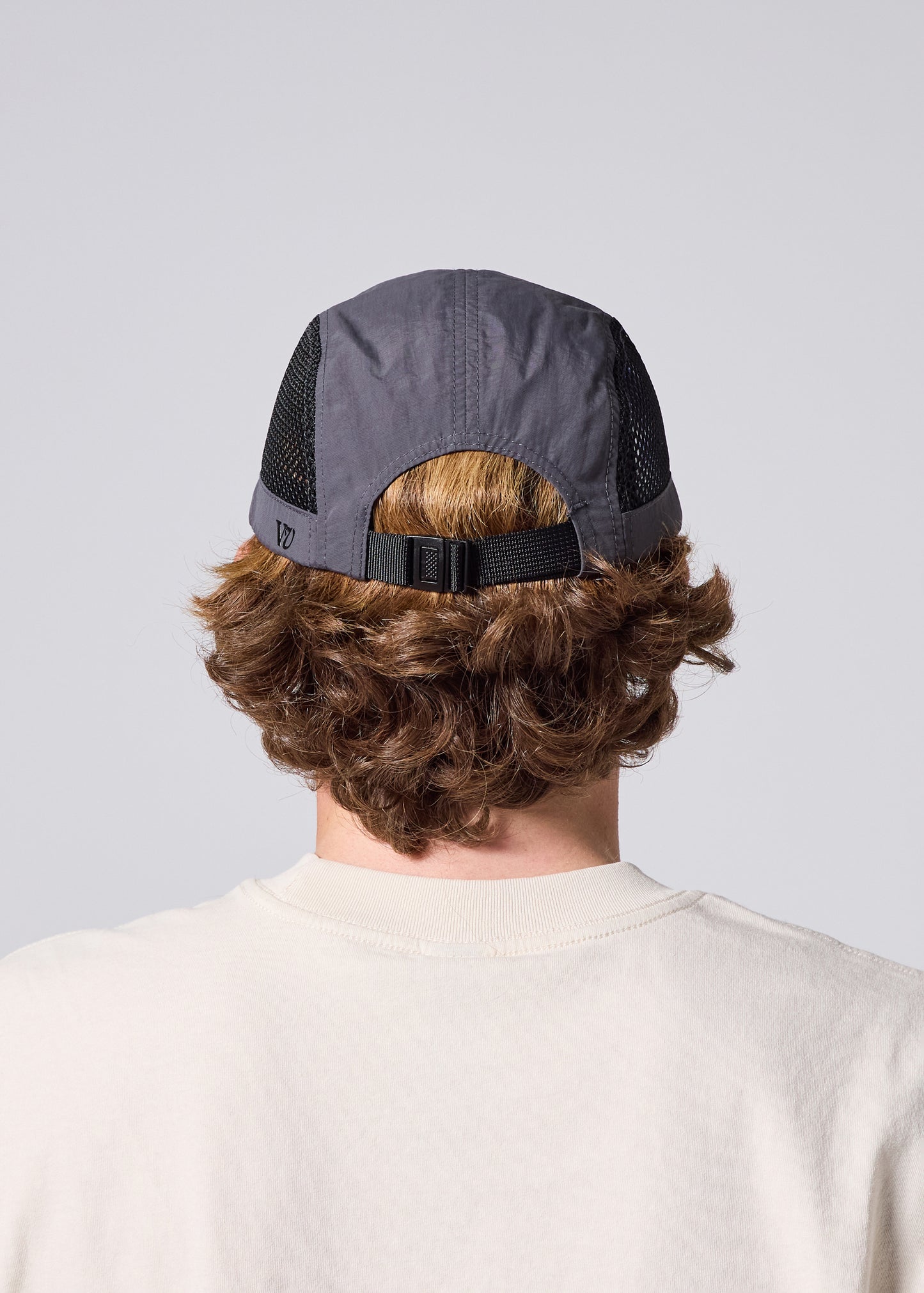VV RUNNING CAP : GREY BLACK