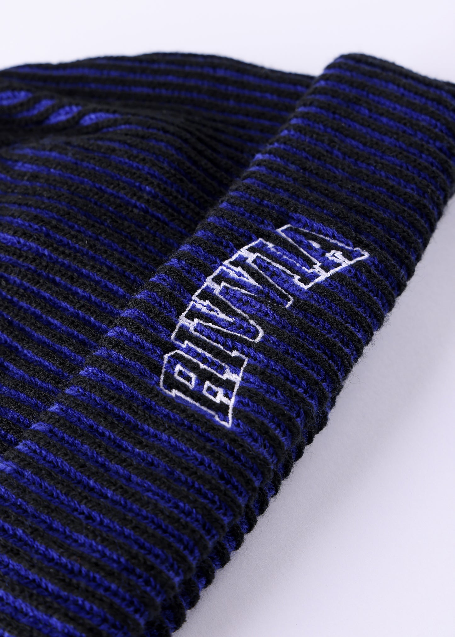 CLASS BEANIE : BLACK BLUE