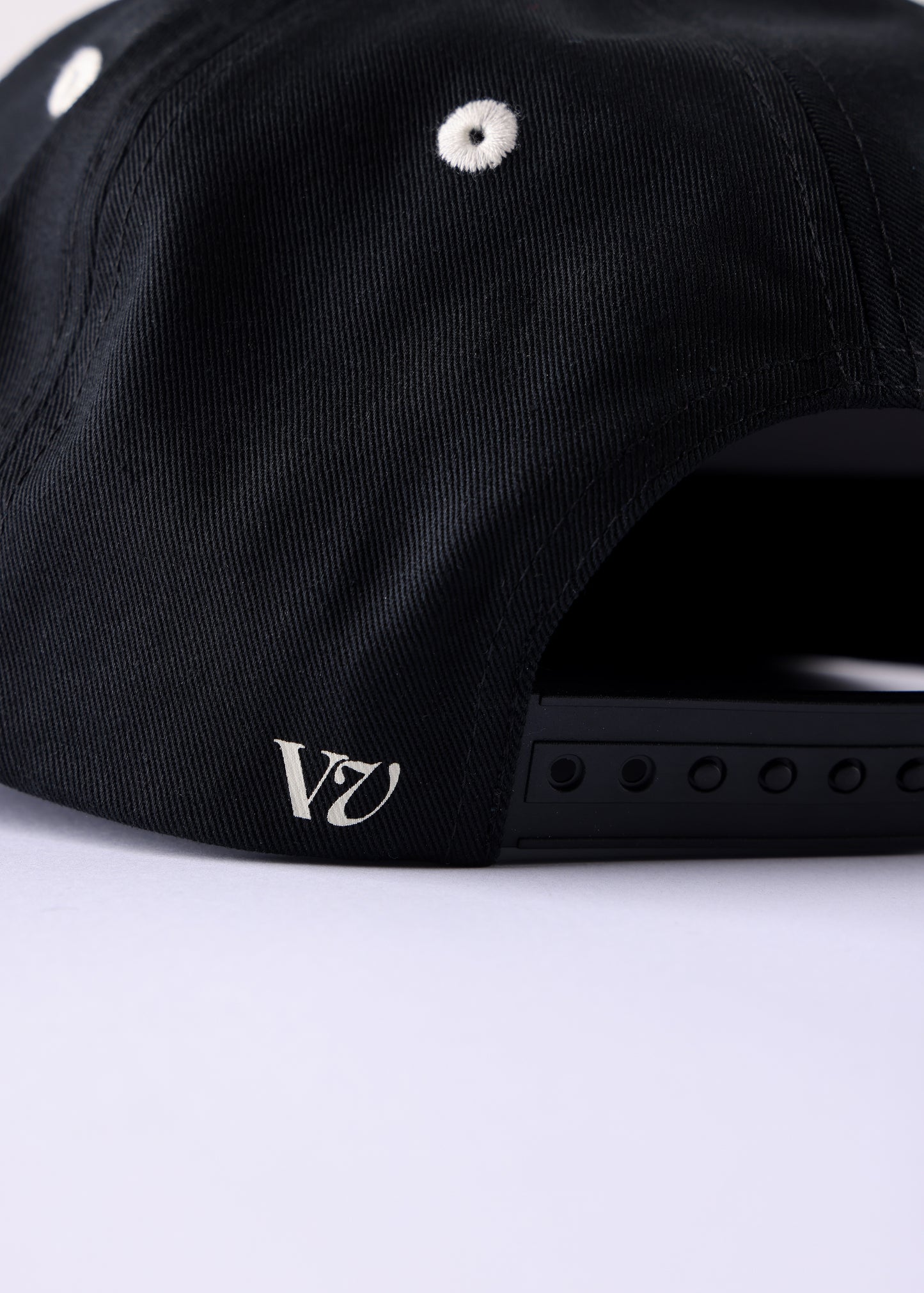 WORLD CONNECTION CAP : BLACK