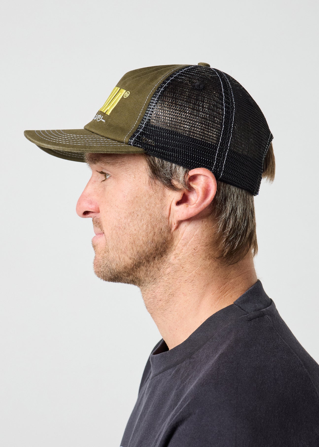 PACK TRUCKER CAP : ARMY BLACK