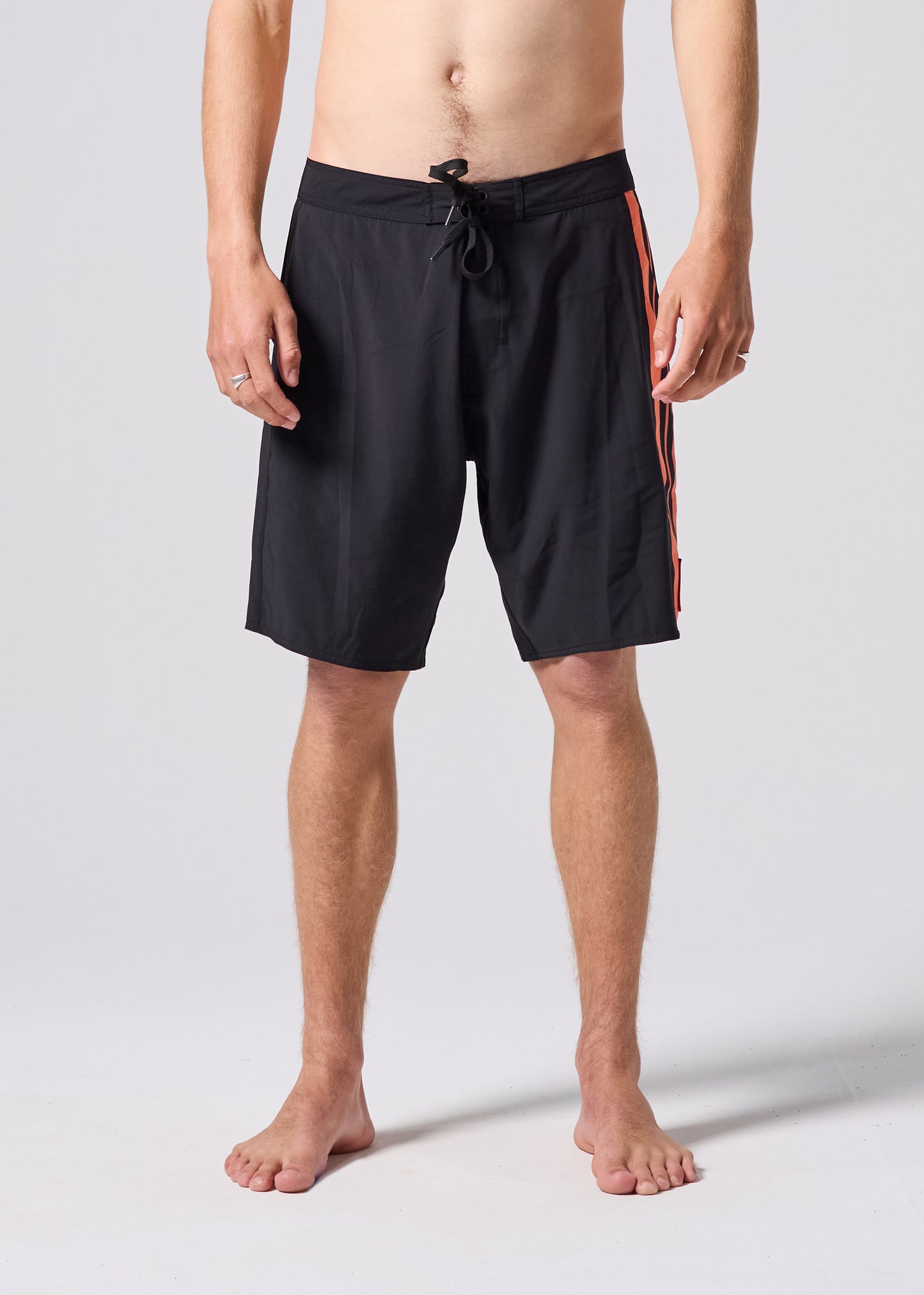 STEREO 19" DIMENSION TRUNK : BLACK ORANGE