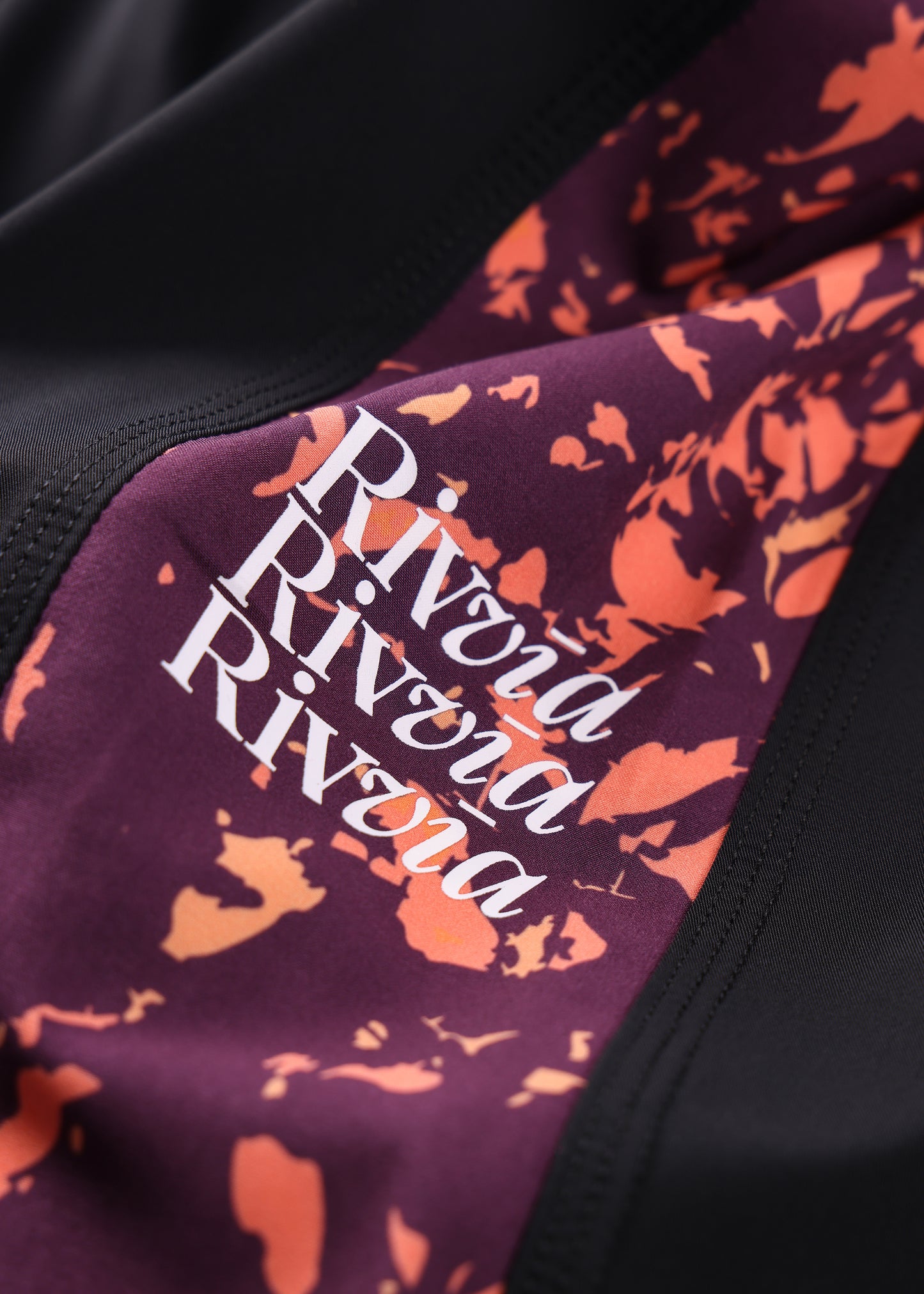 STEREO 19" DECORATIVE TRUNK : BLACK ORANGE