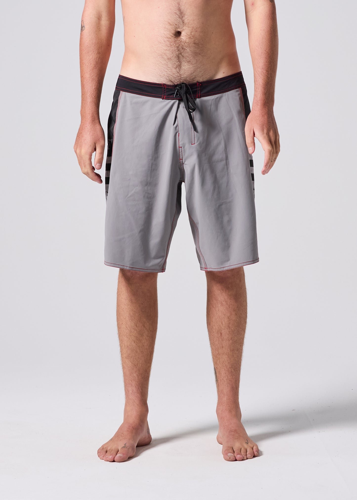 DISCLOSURE 20" TRUNK : GREY