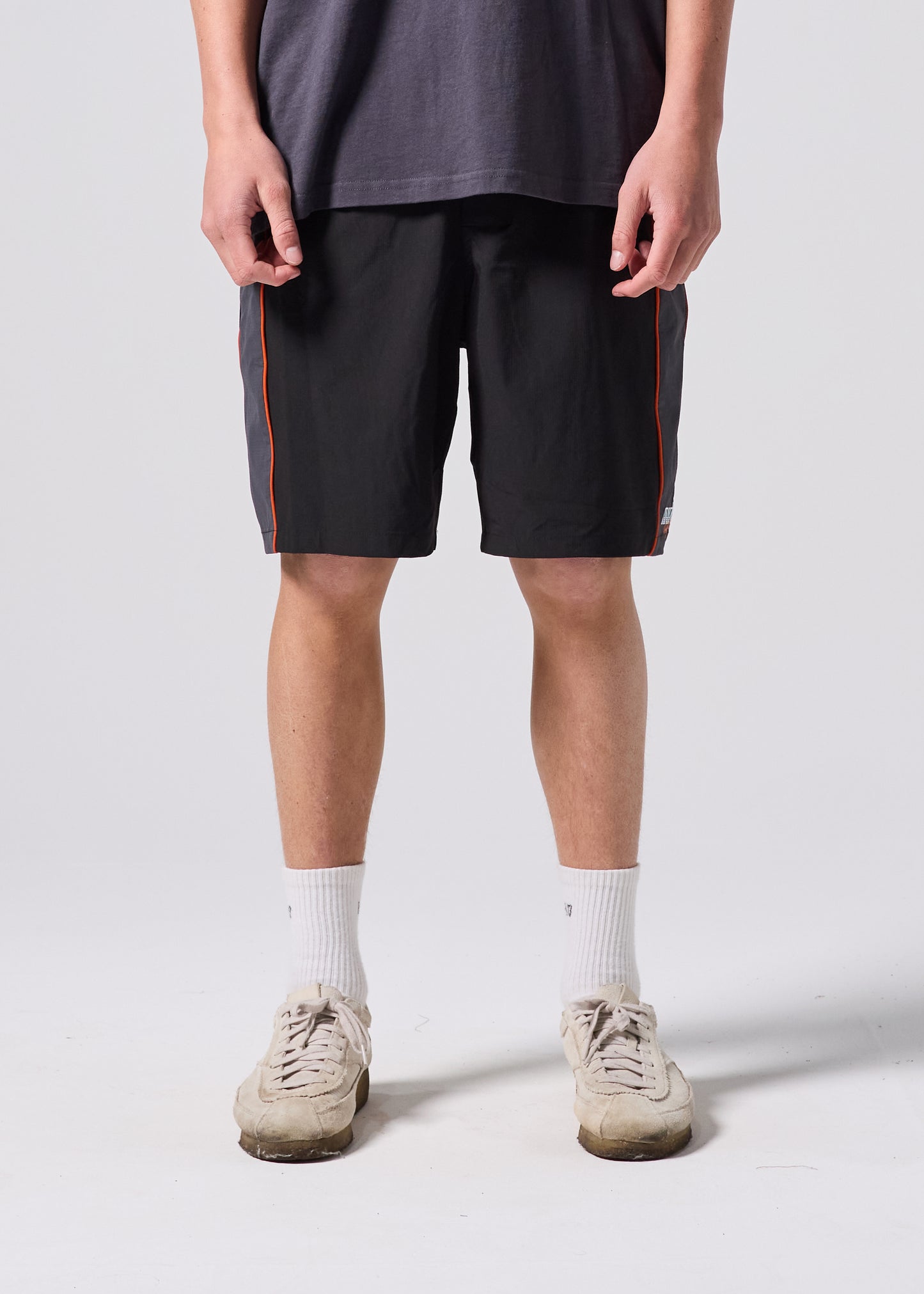 DAILY RIDE NETWORK PANEL SHORT : BLACK GREY