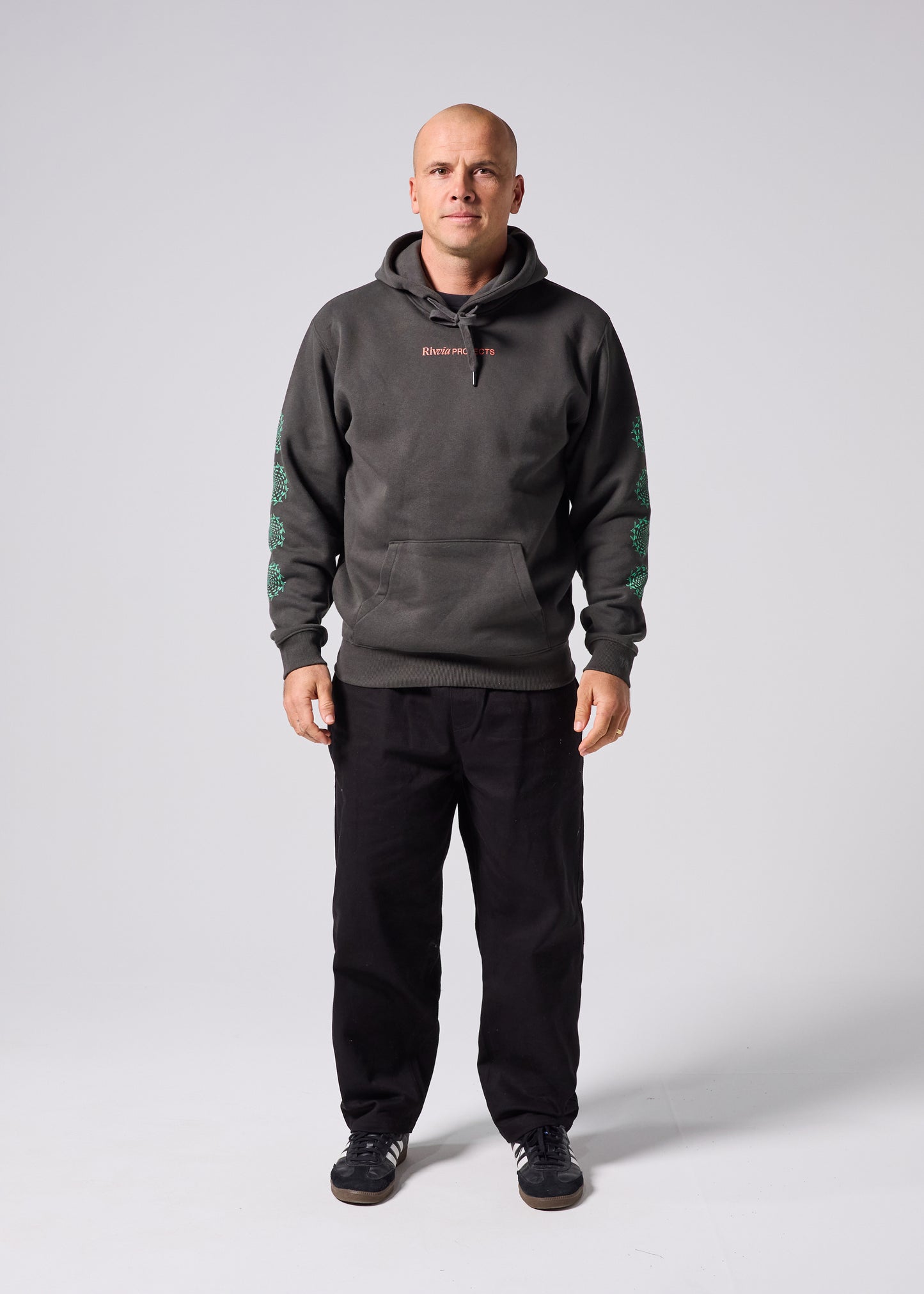 DIMENSION HOOD : PIGMENT BLACK